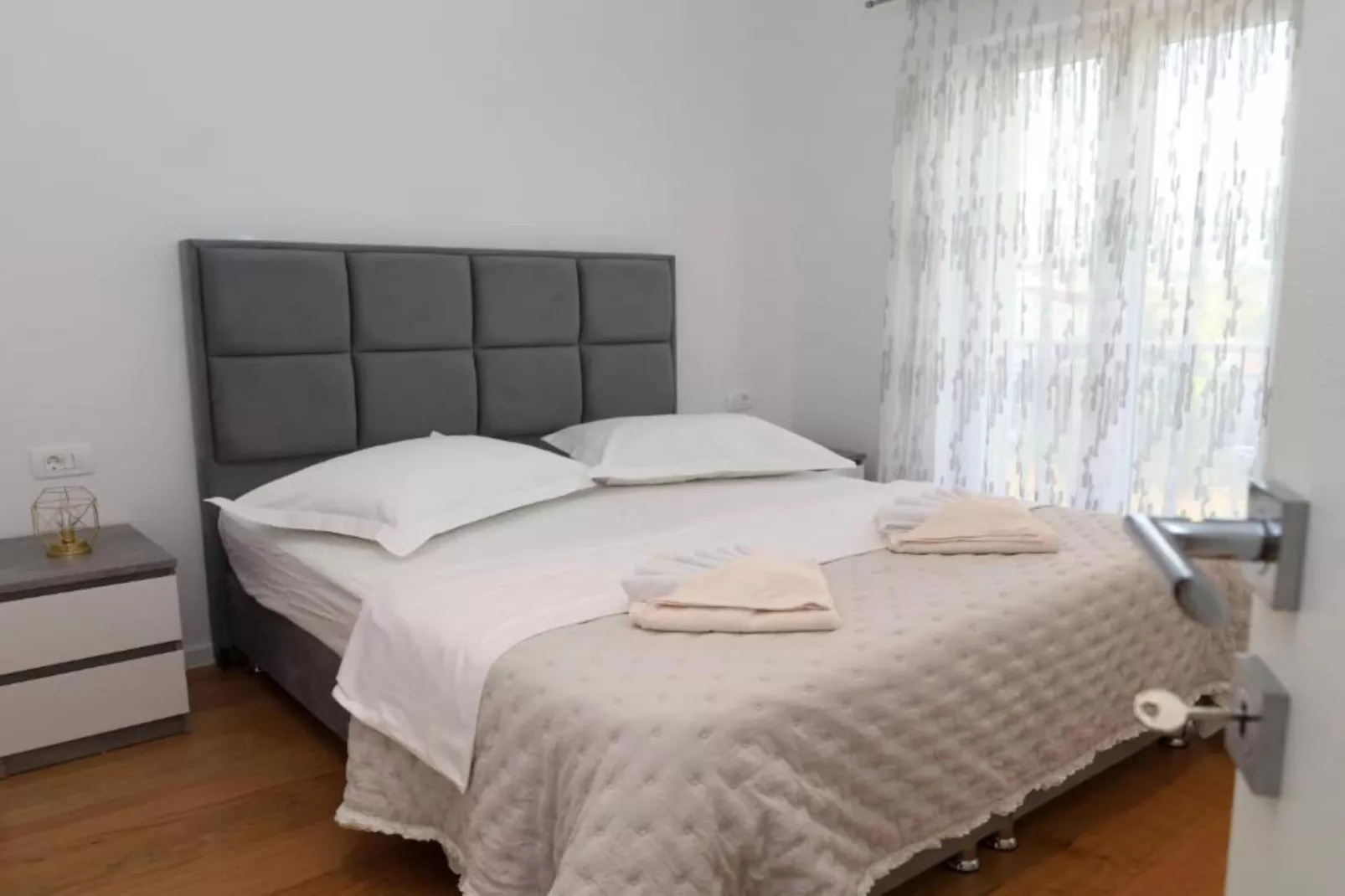 Dalmata D - Two Bedroom Apartment with Terrace-Slaapkamer