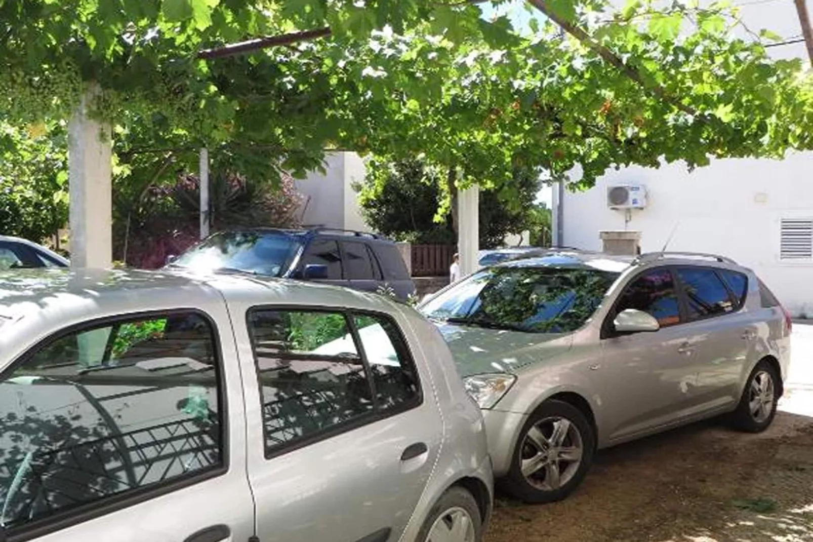 Apartments A&N Pakoštane - One Bedroom Apartment with Sea View and Balcony (A1)-Buitenlucht