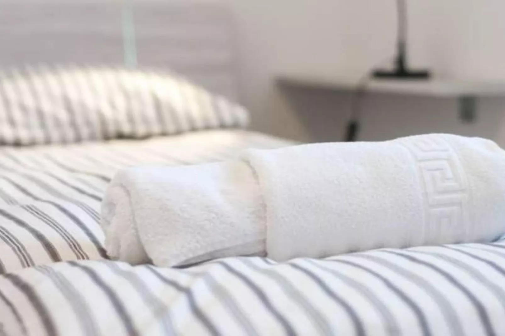 Stylish Retreat with BBQ and Modern Amenities near Terme - Three Bedroom Apartment-Slaapkamer