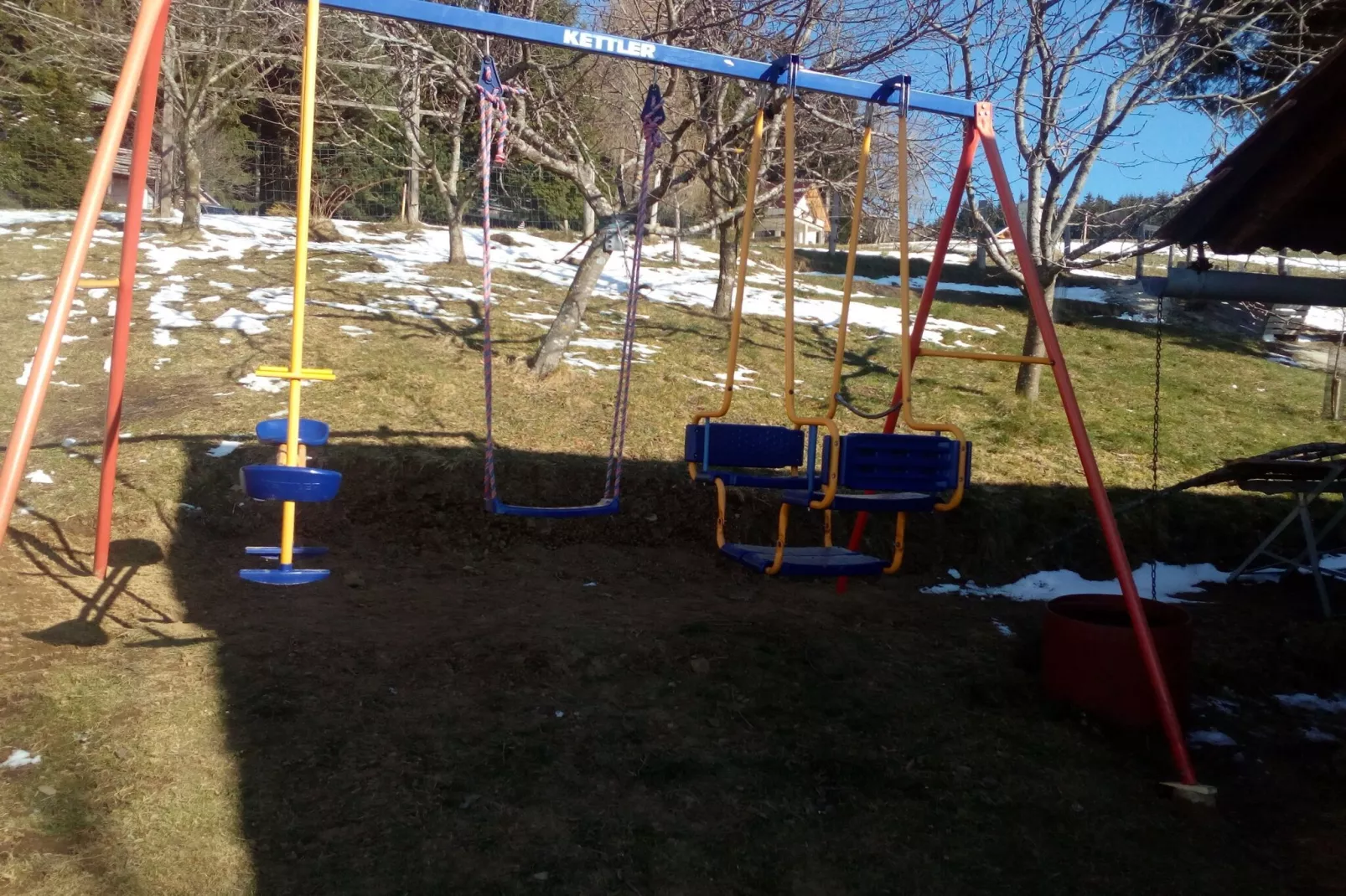 Comfortable Zreče Apartment with Playground and Private Parking, Ideal for Families - One Bedroom Apartment-Buitenlucht