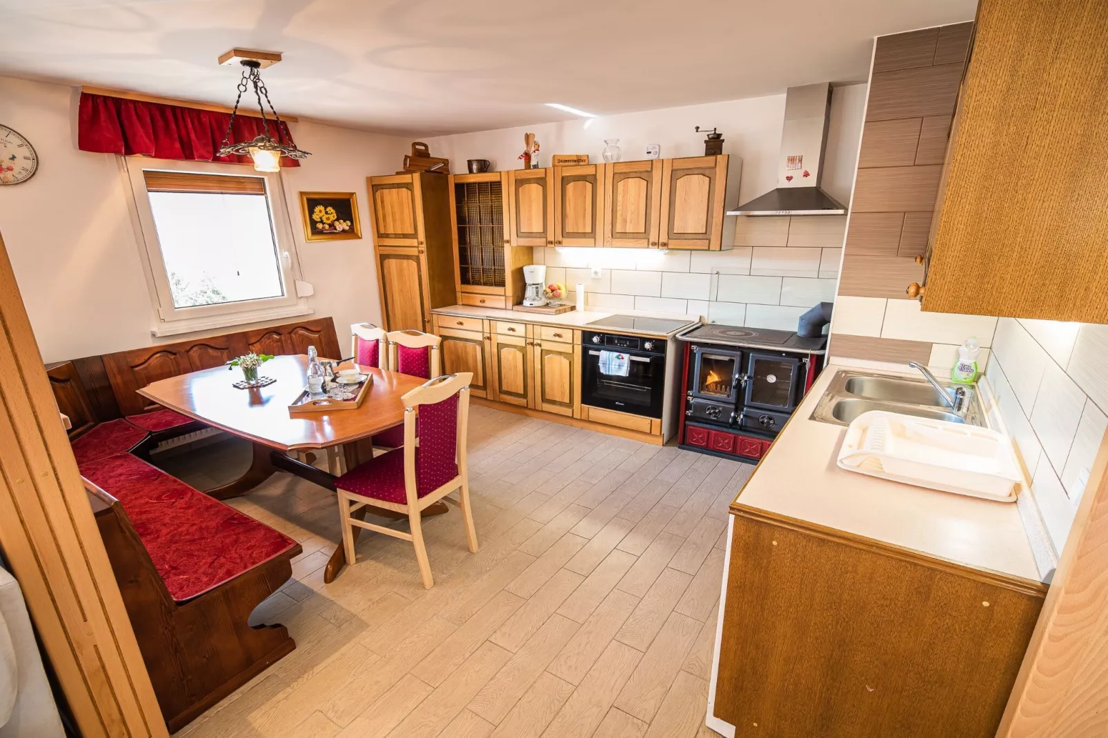 Holiday Home Slap with Sauna and BBQ - Two Bedroom Holiday Home-Keuken