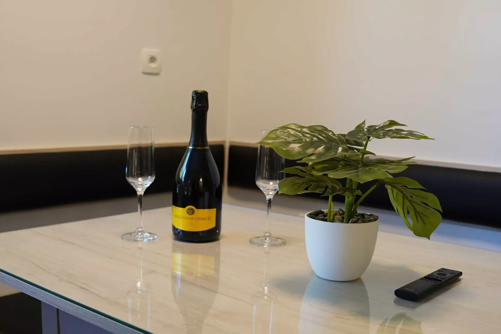 Cozy and Chic Apartment in Kranjska Gora - Studio Apartment-Binnen