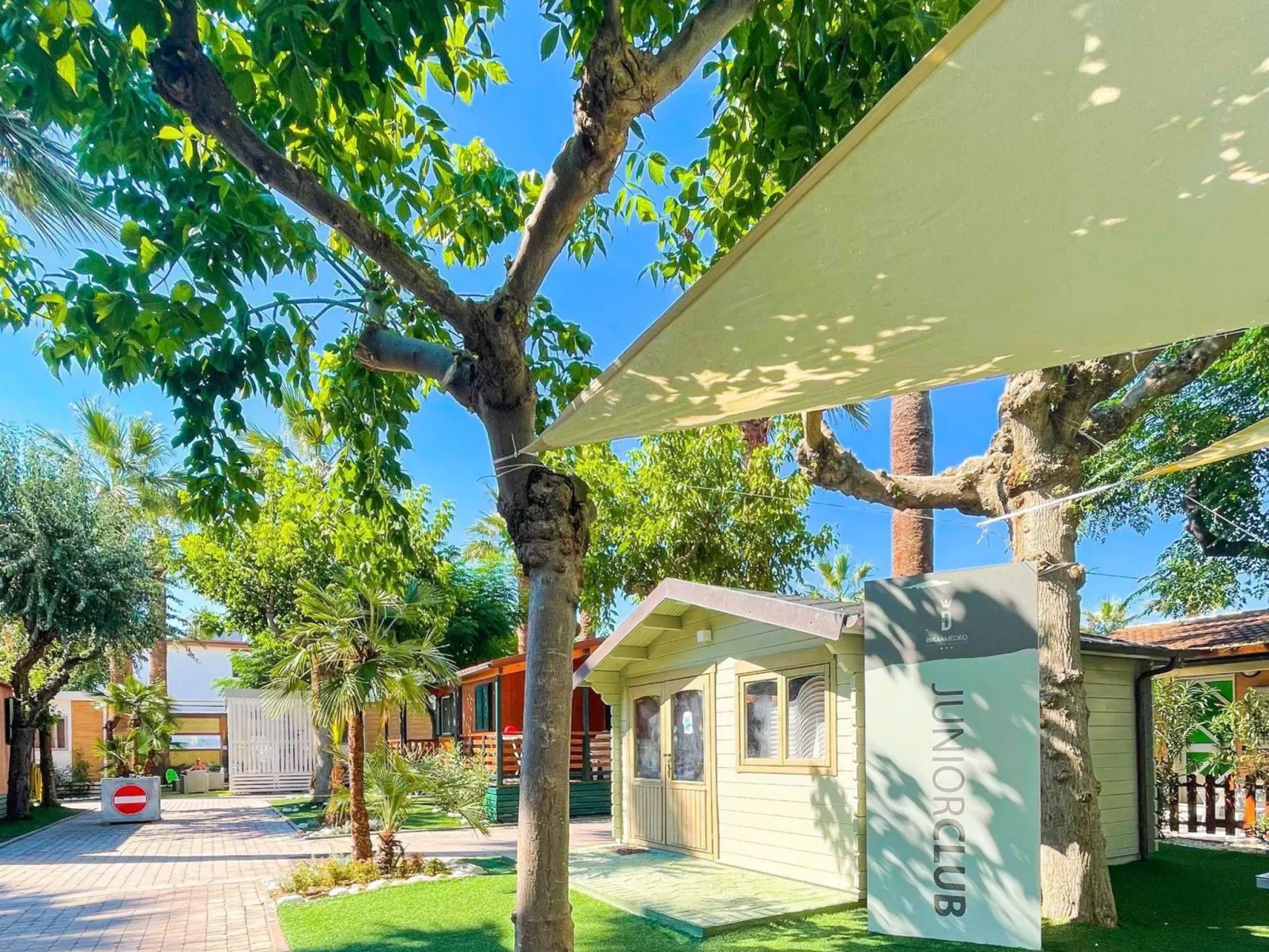 Duca Amedeo Camping Village-Binnen