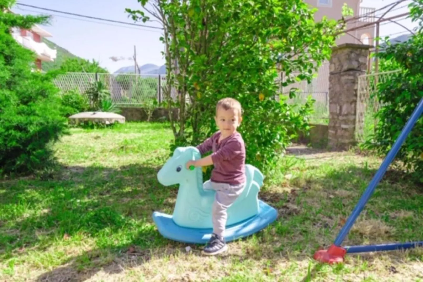 Modern Apartment with Terrace in Herceg Novi - Two Bedroom Apartment-Buitenlucht