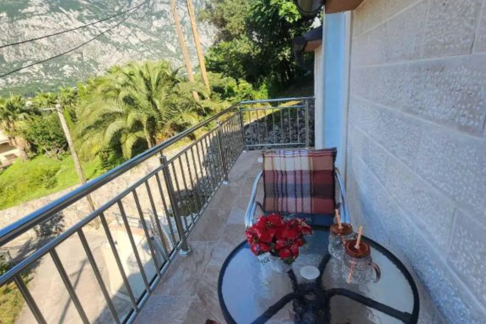 Deluxe City Escape with Modern Comforts & Garage - Double Room-Buitenlucht