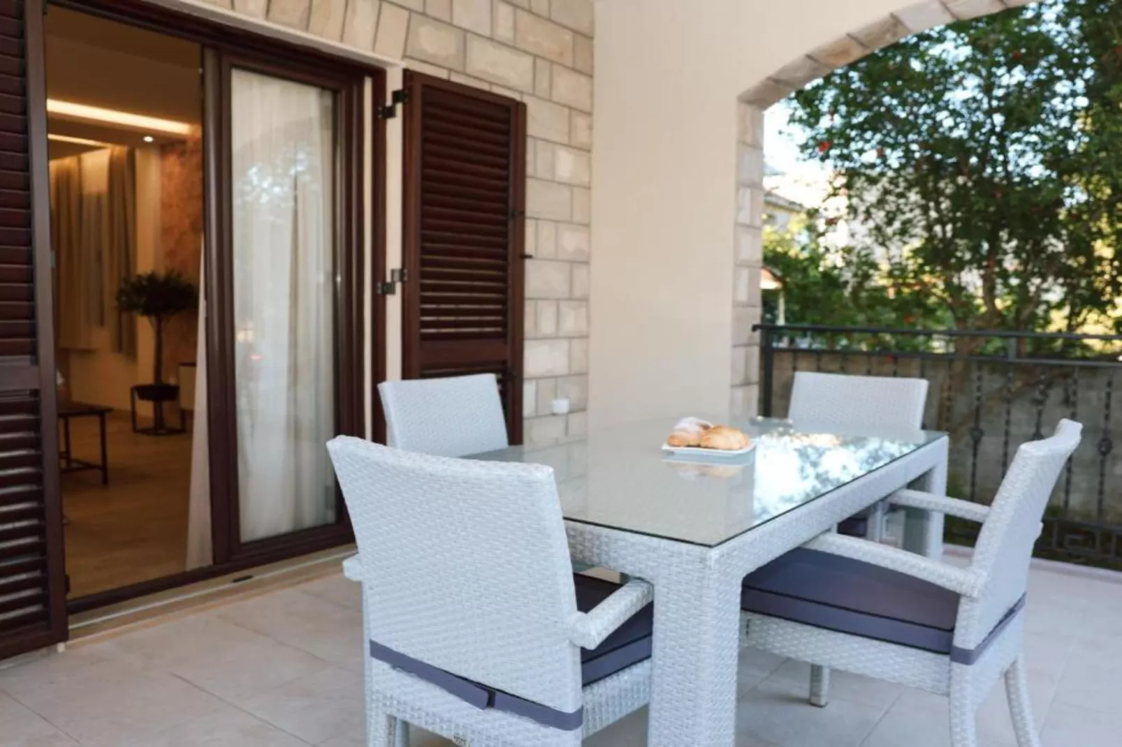 Stylish Apartment with Modern Elegance in Herceg Novi Area - Deluxe One Bedroom Apartment with Terrace-Terras