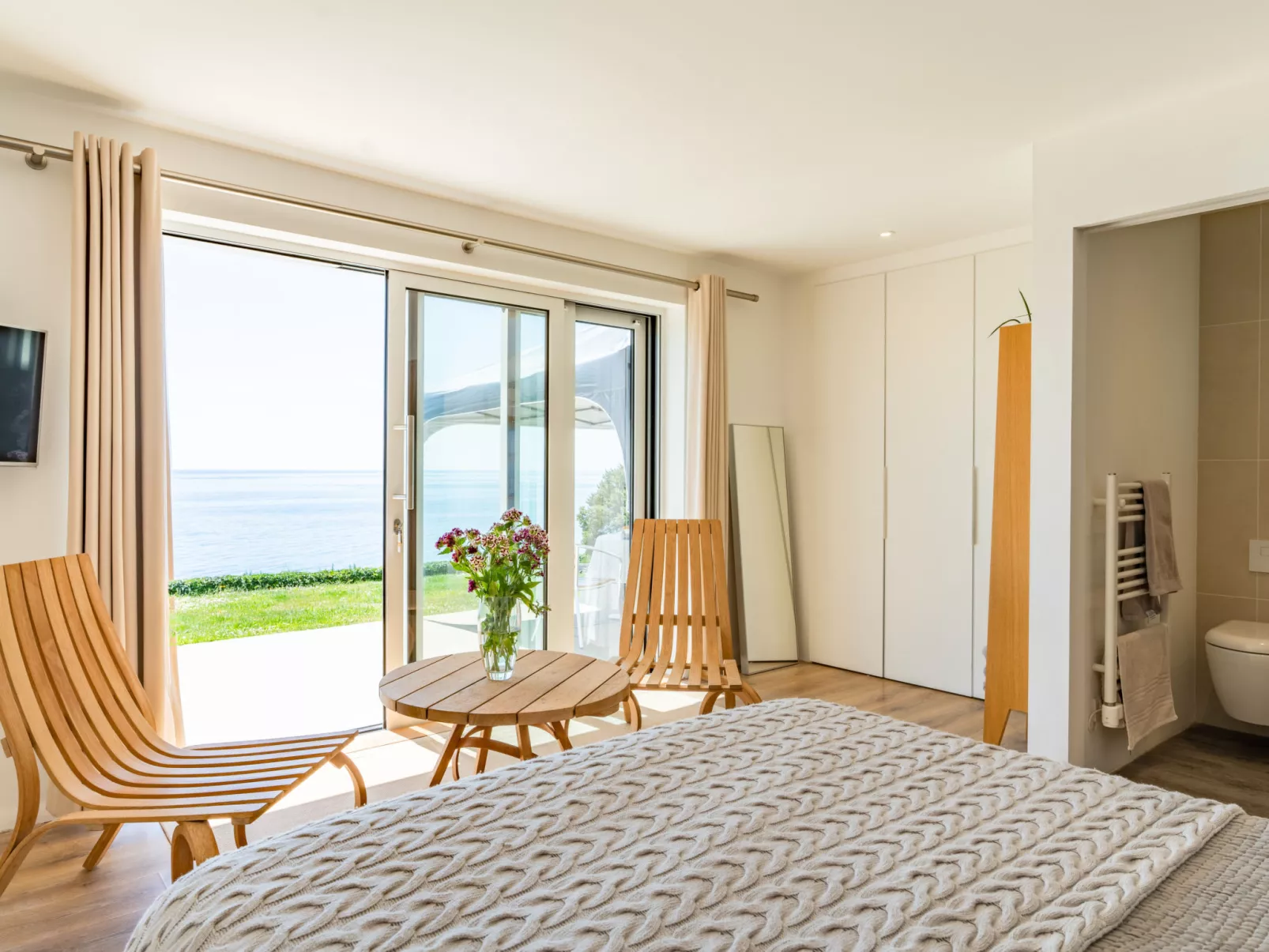 Avalon Sea Views-Binnen