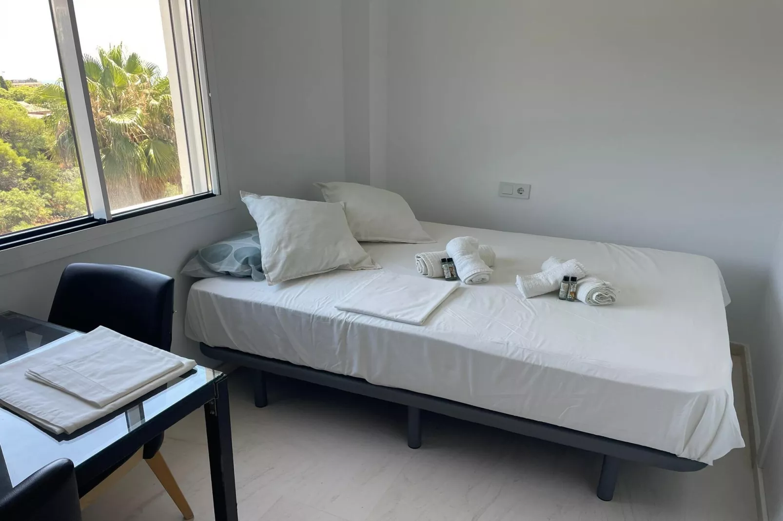 CT 376 - Faro's Calypso Duplex Penthouse - Walking distance to Beach-Slaapkamer