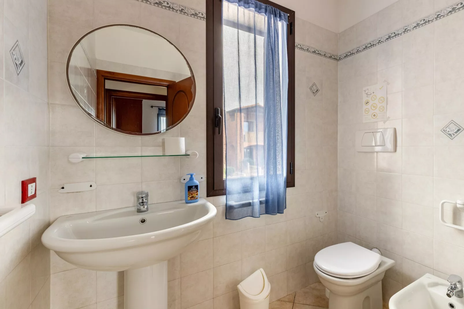 TRILO 6 LA CIACCIA-Badkamer