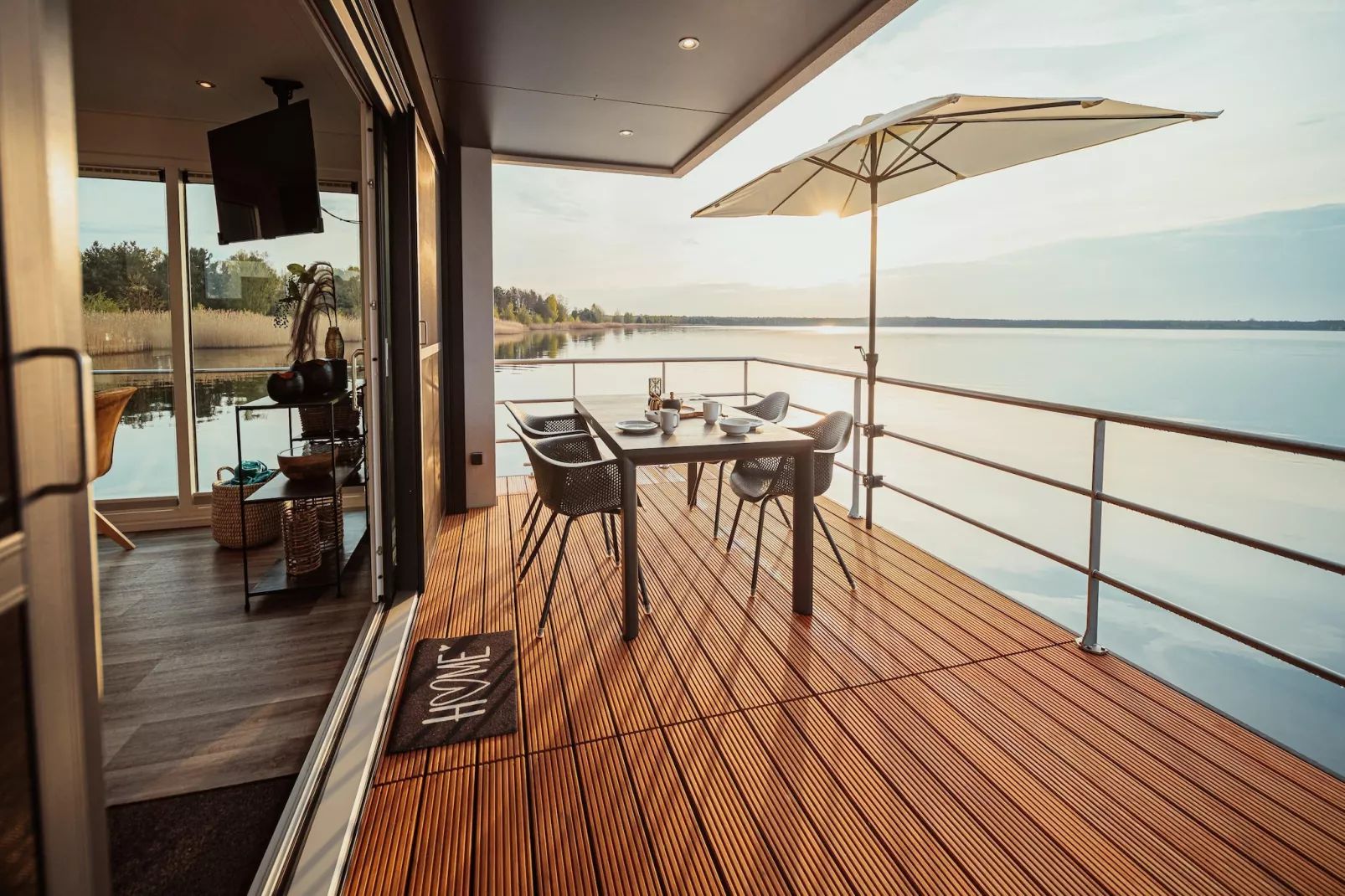 Hausboot am Gräbendorfer See-Terrasbalkon