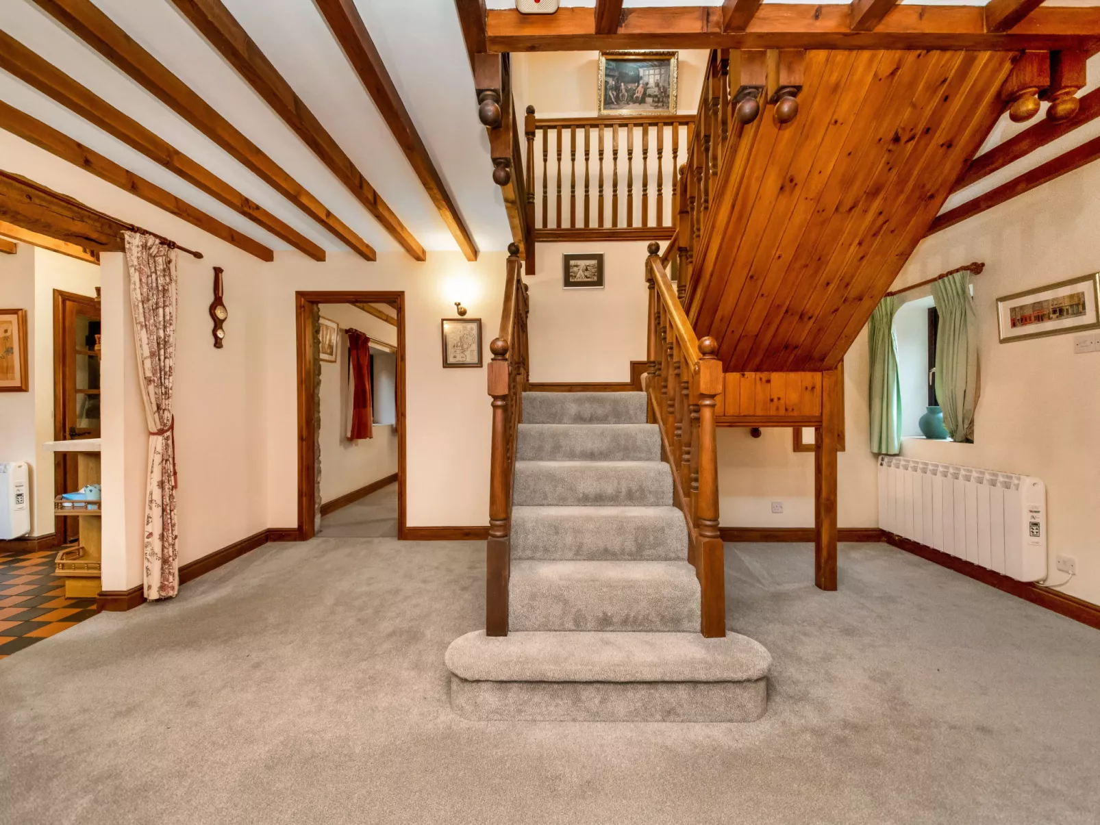 The Shires at Alstonefield-Binnen