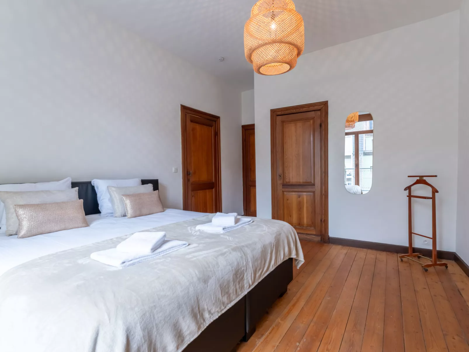 Notre Refuge - Your Belle Époque Escape-Binnen