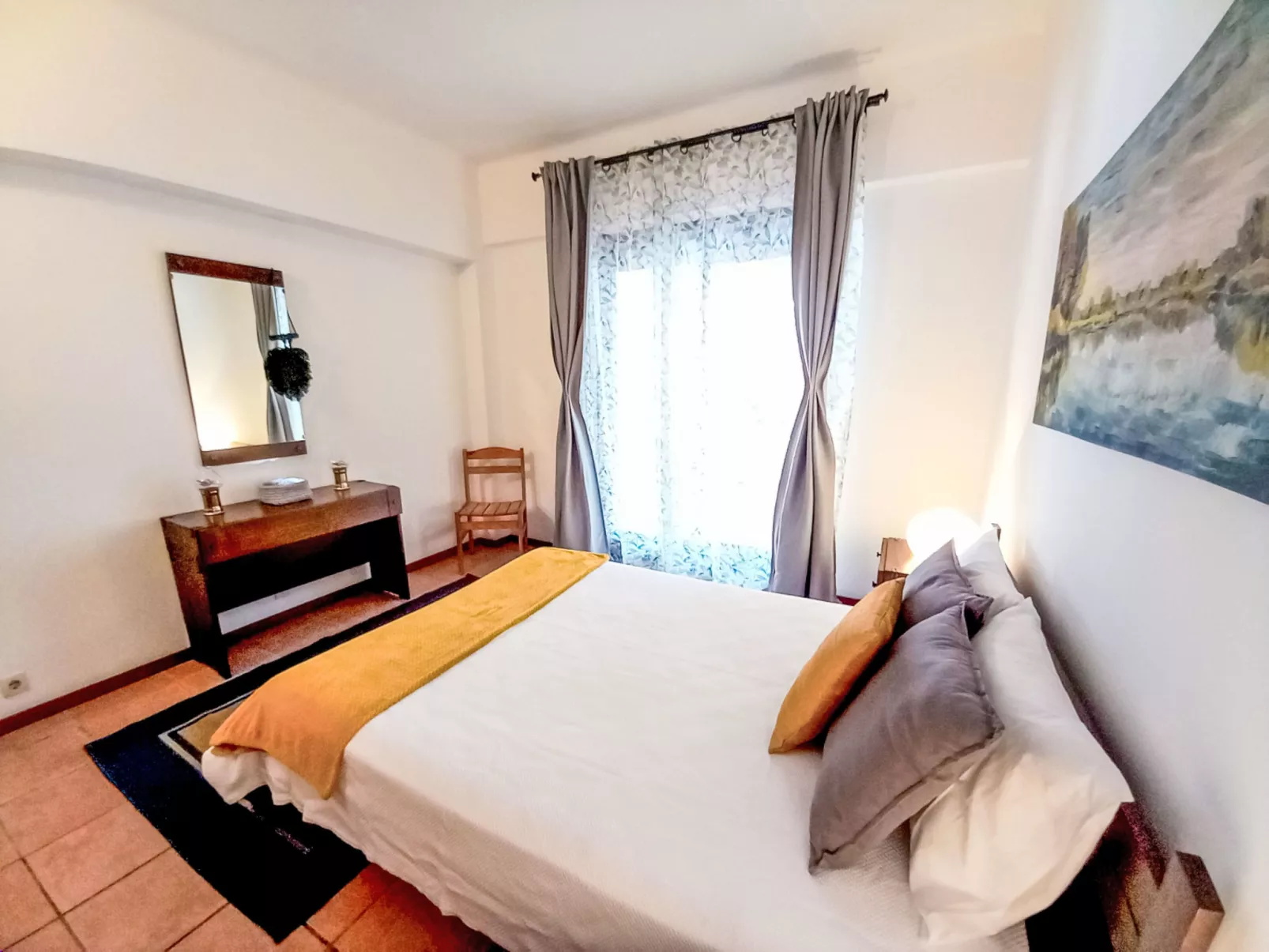 Joyce - Sunny Way-Binnen