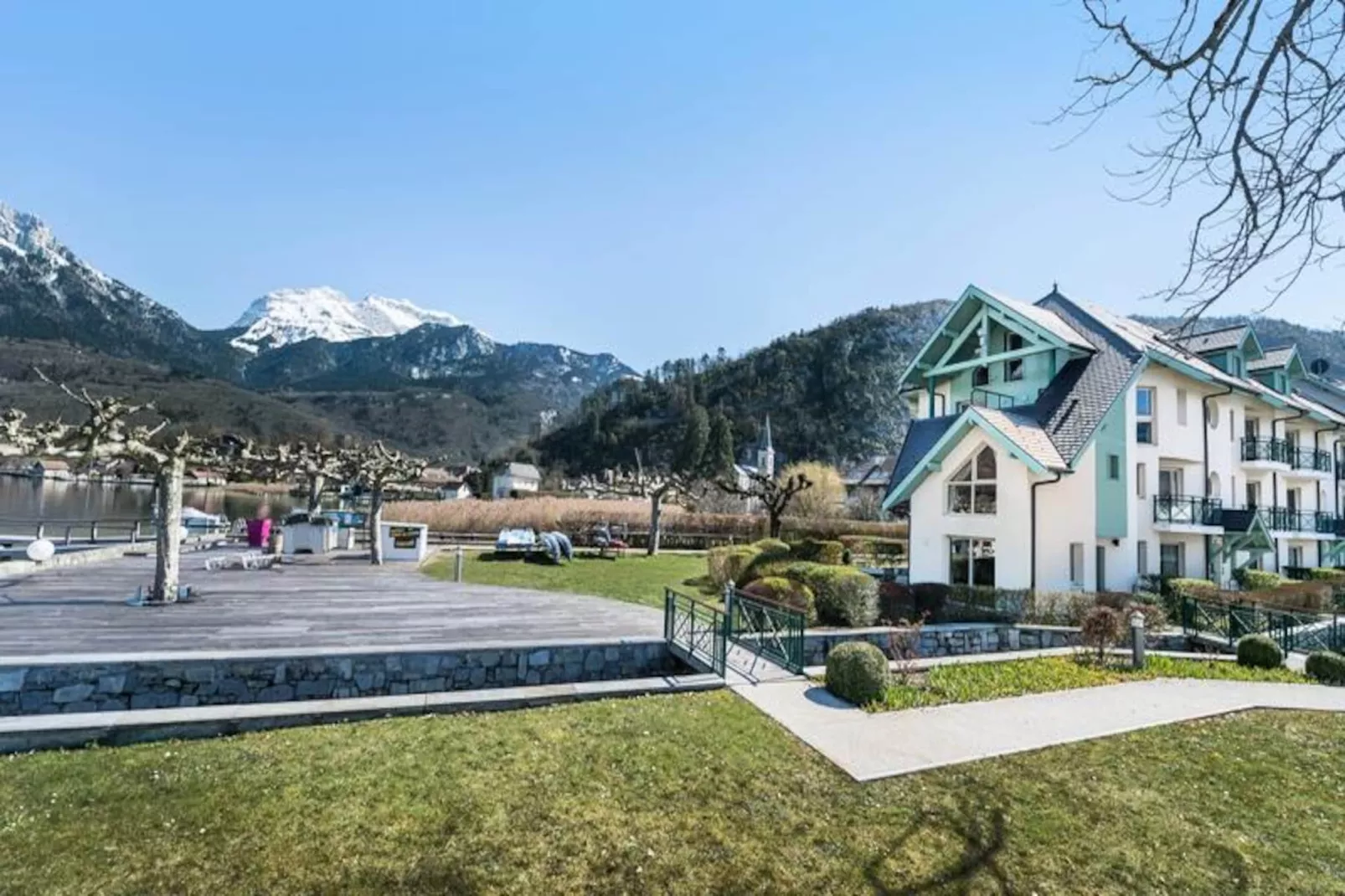 Appartements à Duingt-Niet-getagd