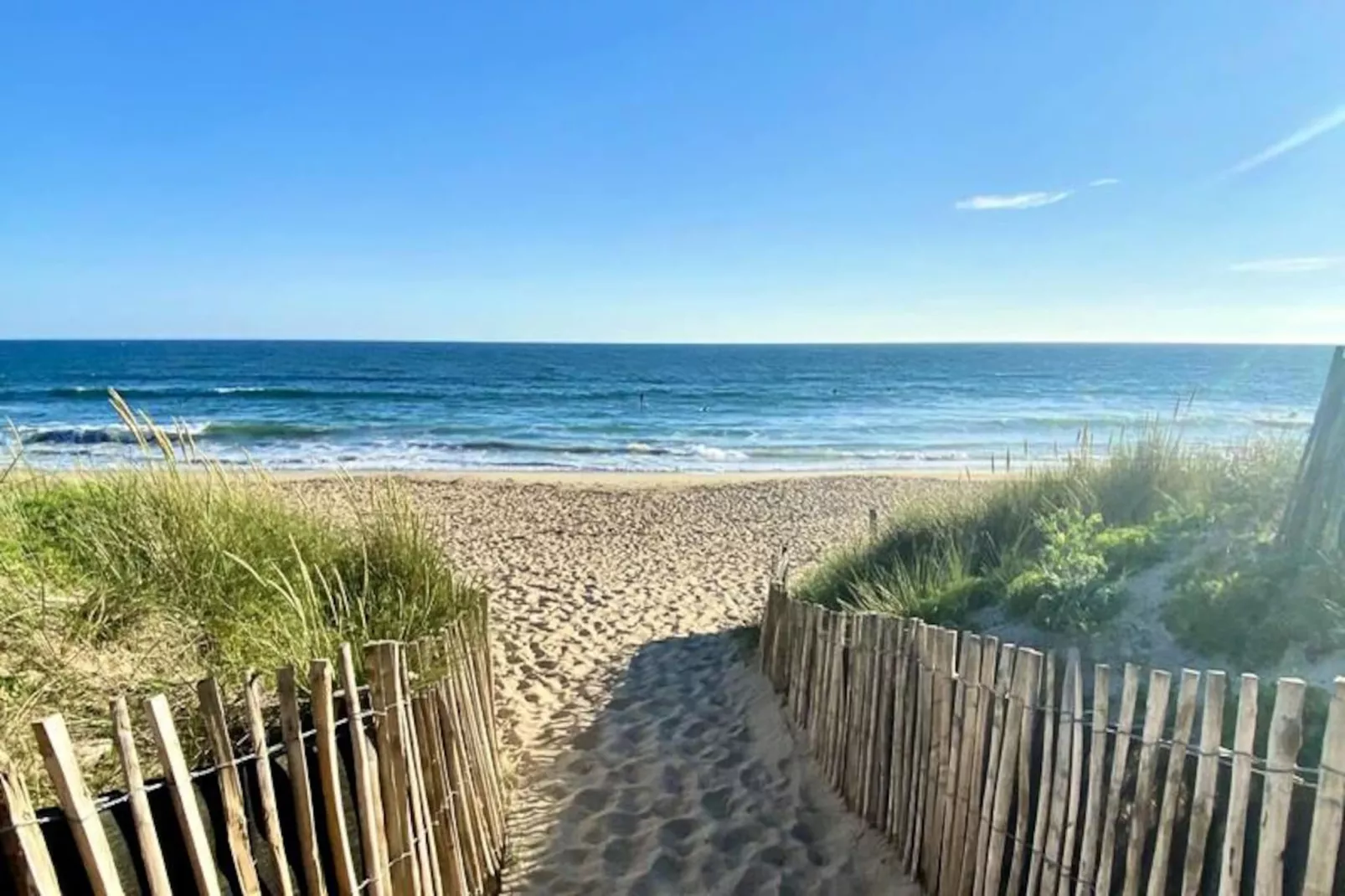 Résidence Rue De La Fontaine-Niet-getagd