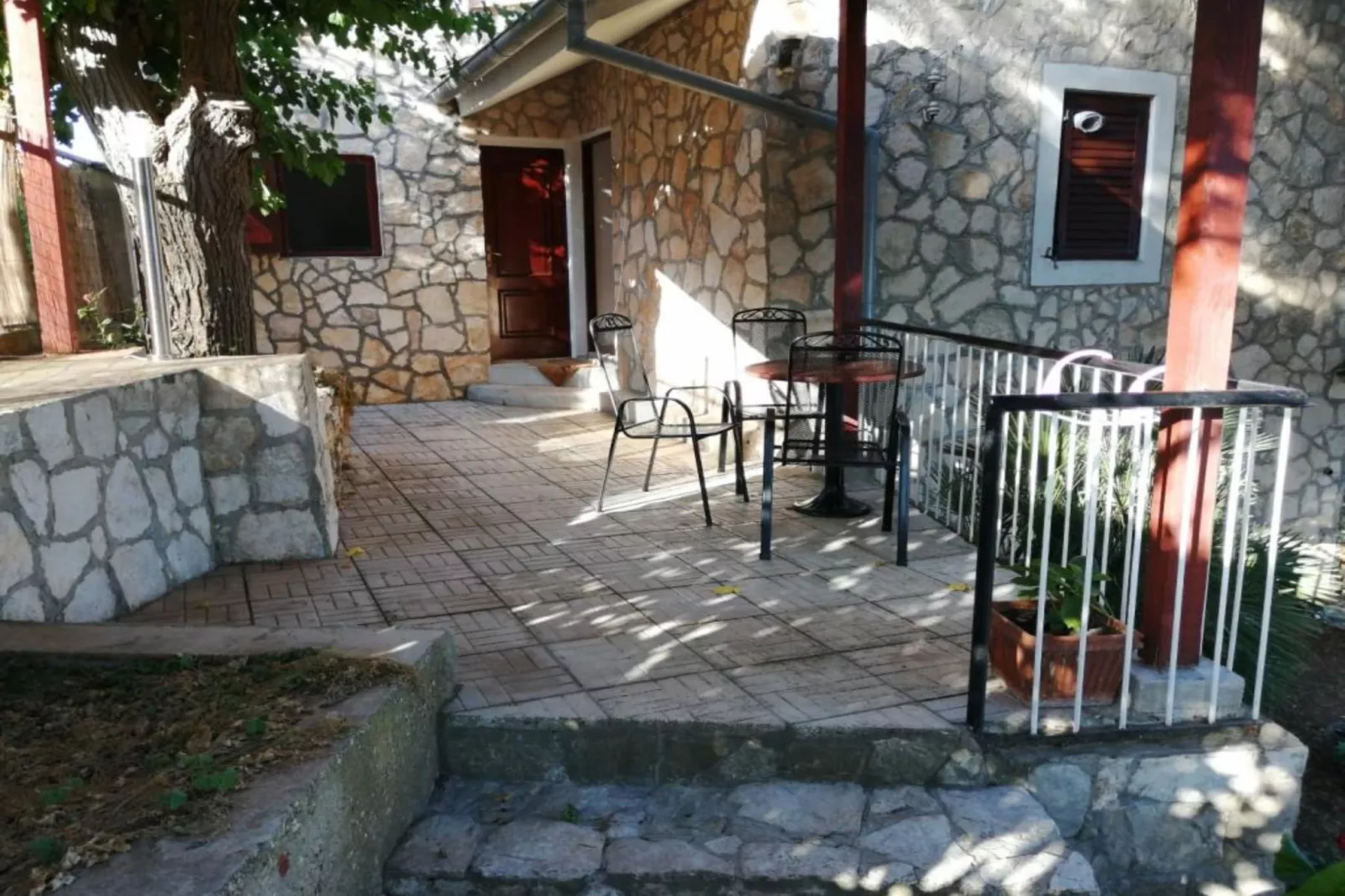 Apartmani Green Oasis - One Bedroom Apartment with Terrace and Sea View-Buitenlucht