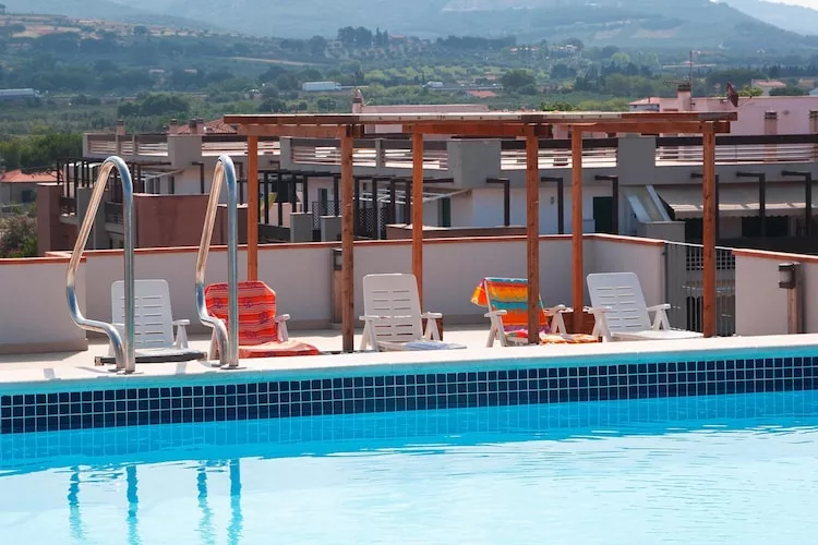 Holiday residence Santa Constanza San Vincenzo-Trilo 6 Comfort-Zwembad