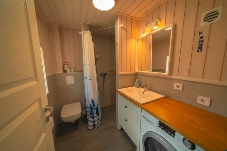 Poolhaus 140 qm-Badkamer