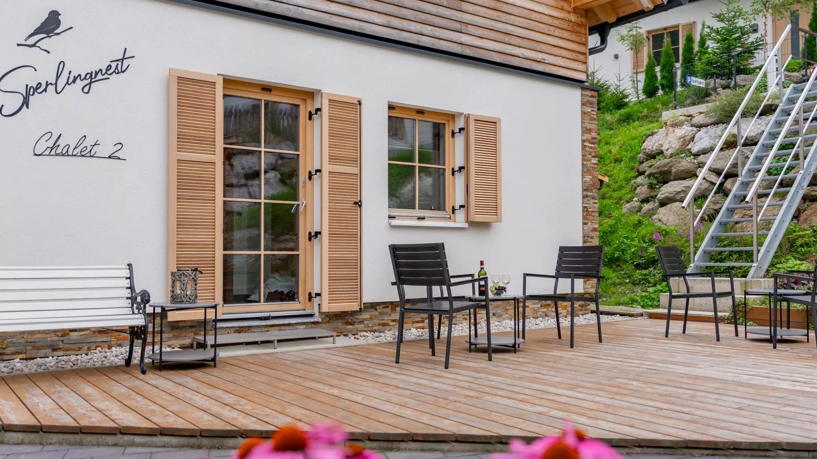 Sperlingnest-Buitenkant zomer