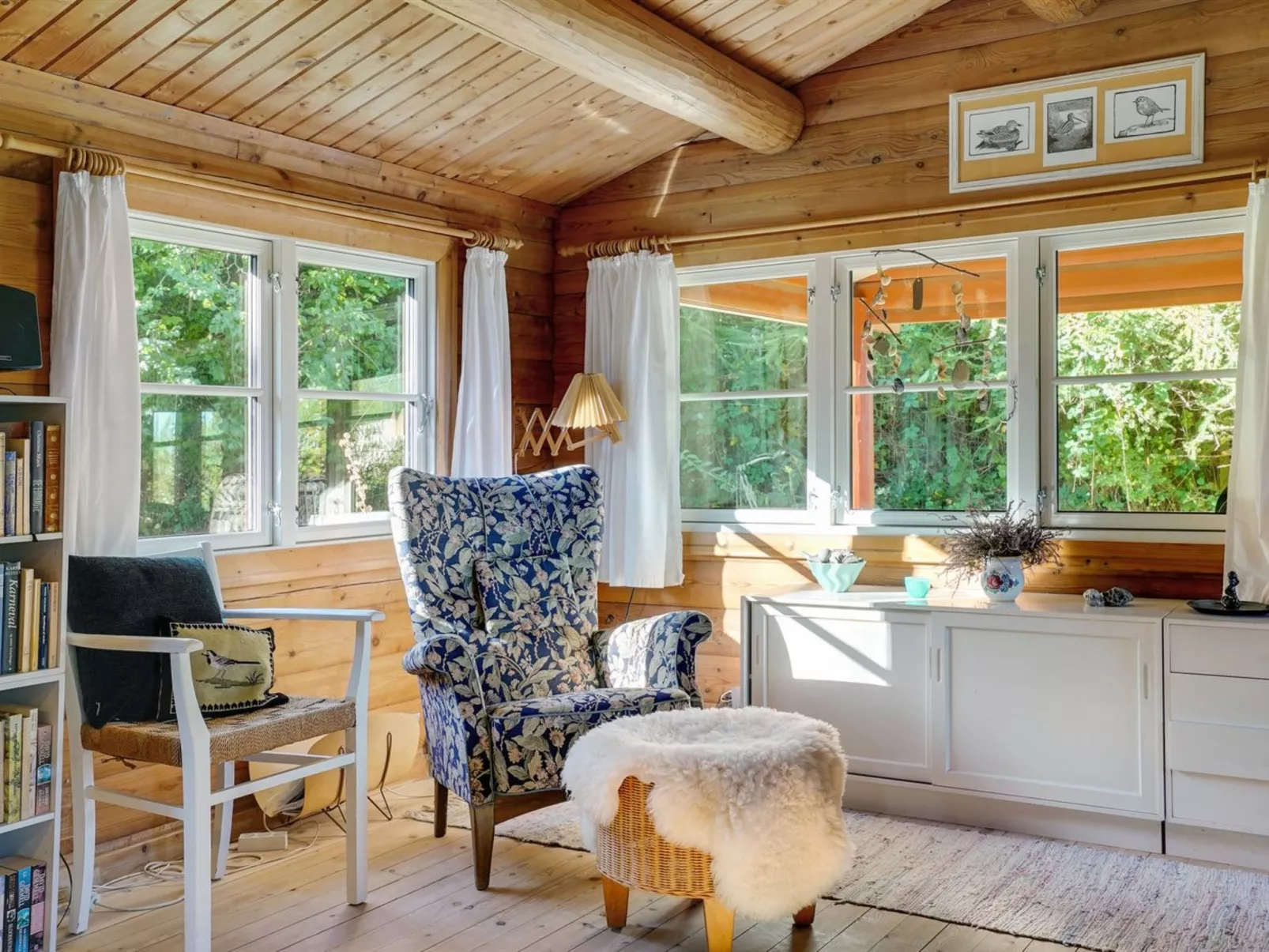 "Thrine" - 100m to the fjord-Binnen