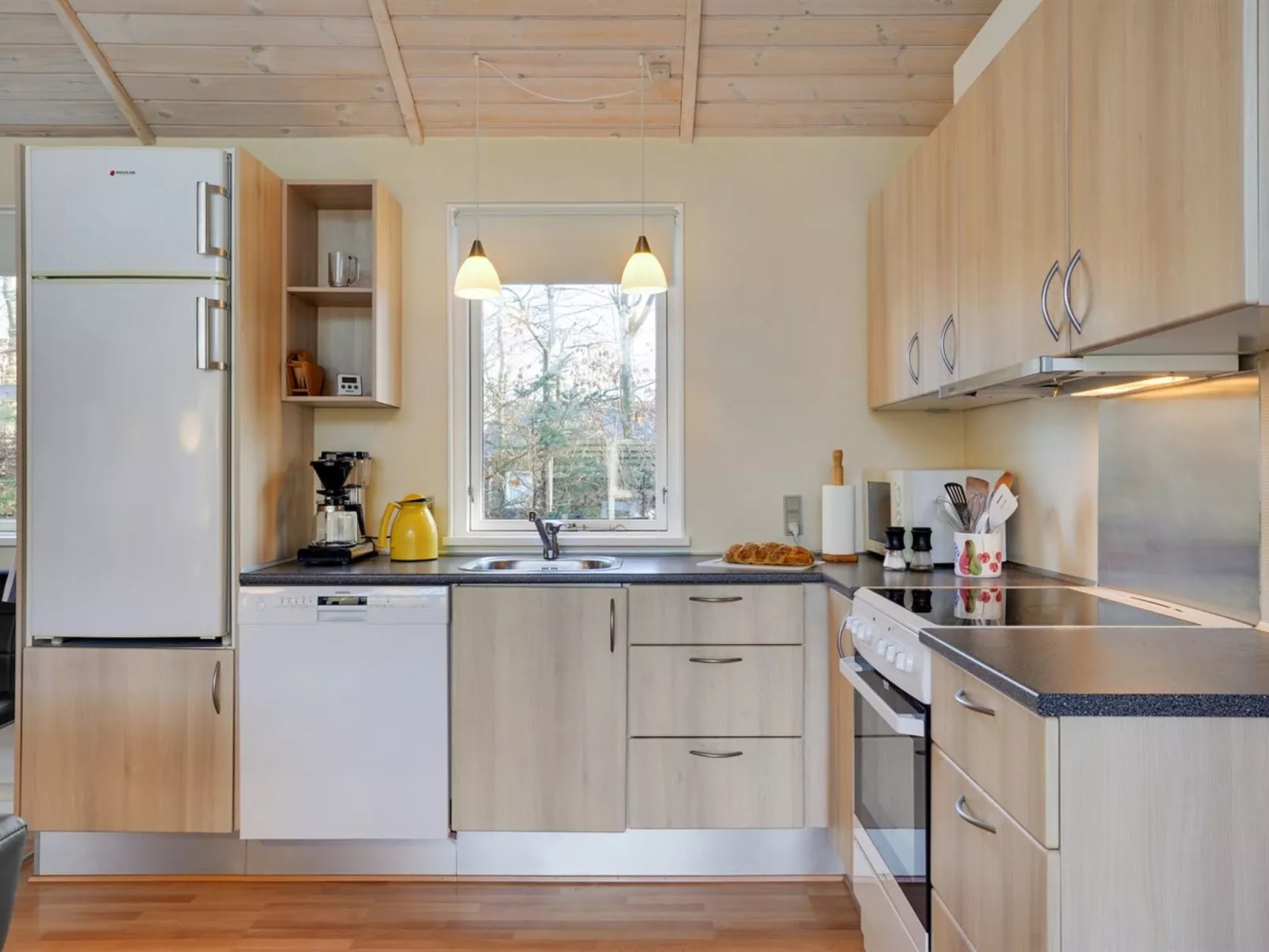 "Razmo" - 300m from the sea-Binnen