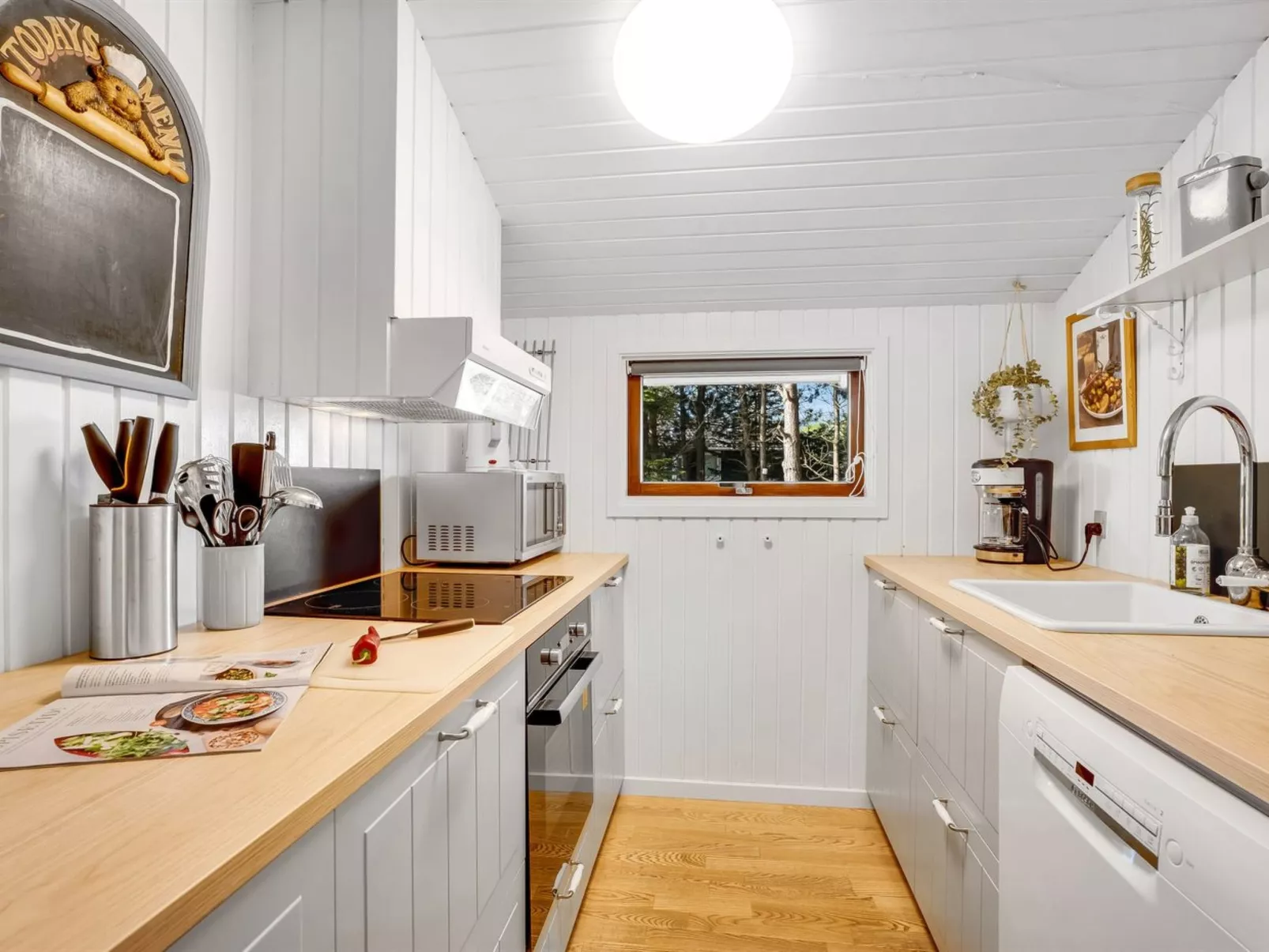 "Akseli" - 800m from the sea-Binnen