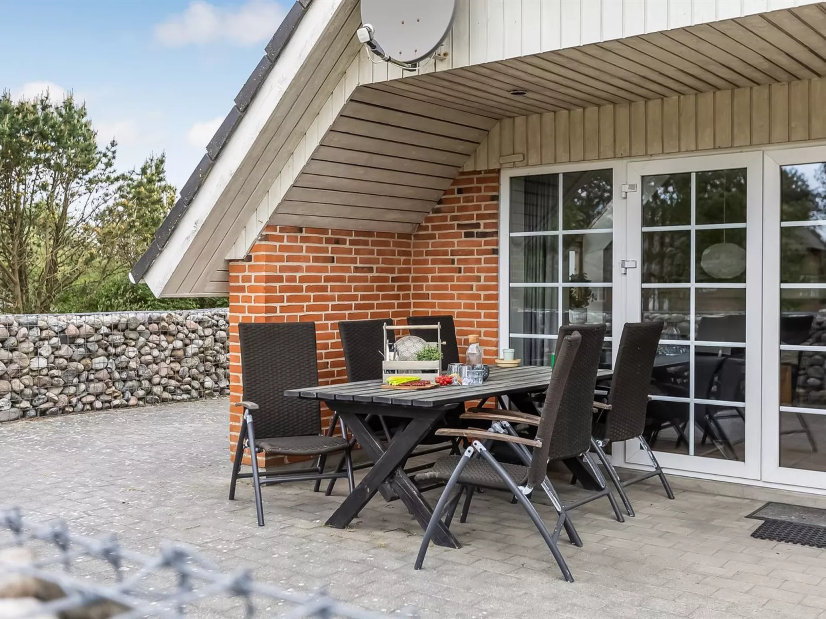 "Thythkil" - 3km from the sea-Buiten