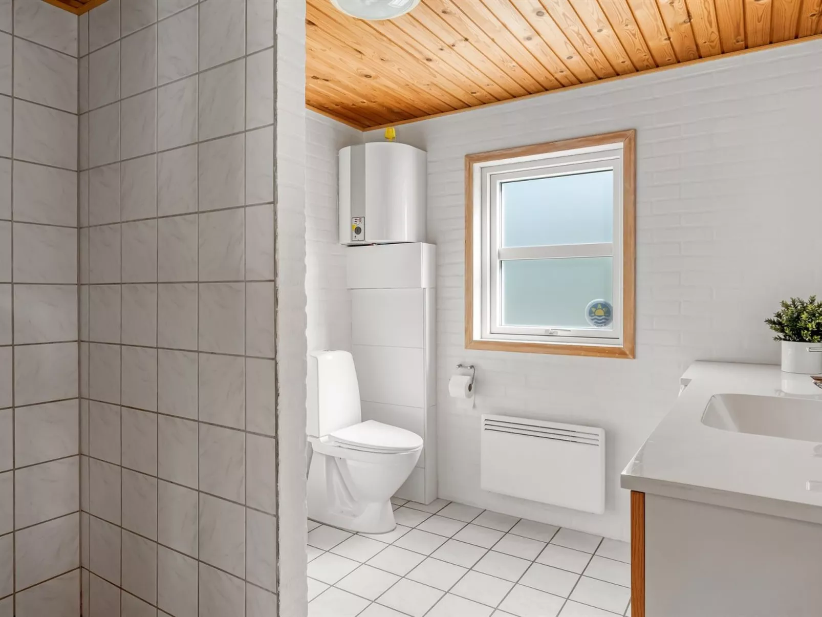 "Troen" - 3.8km from the sea-Binnen