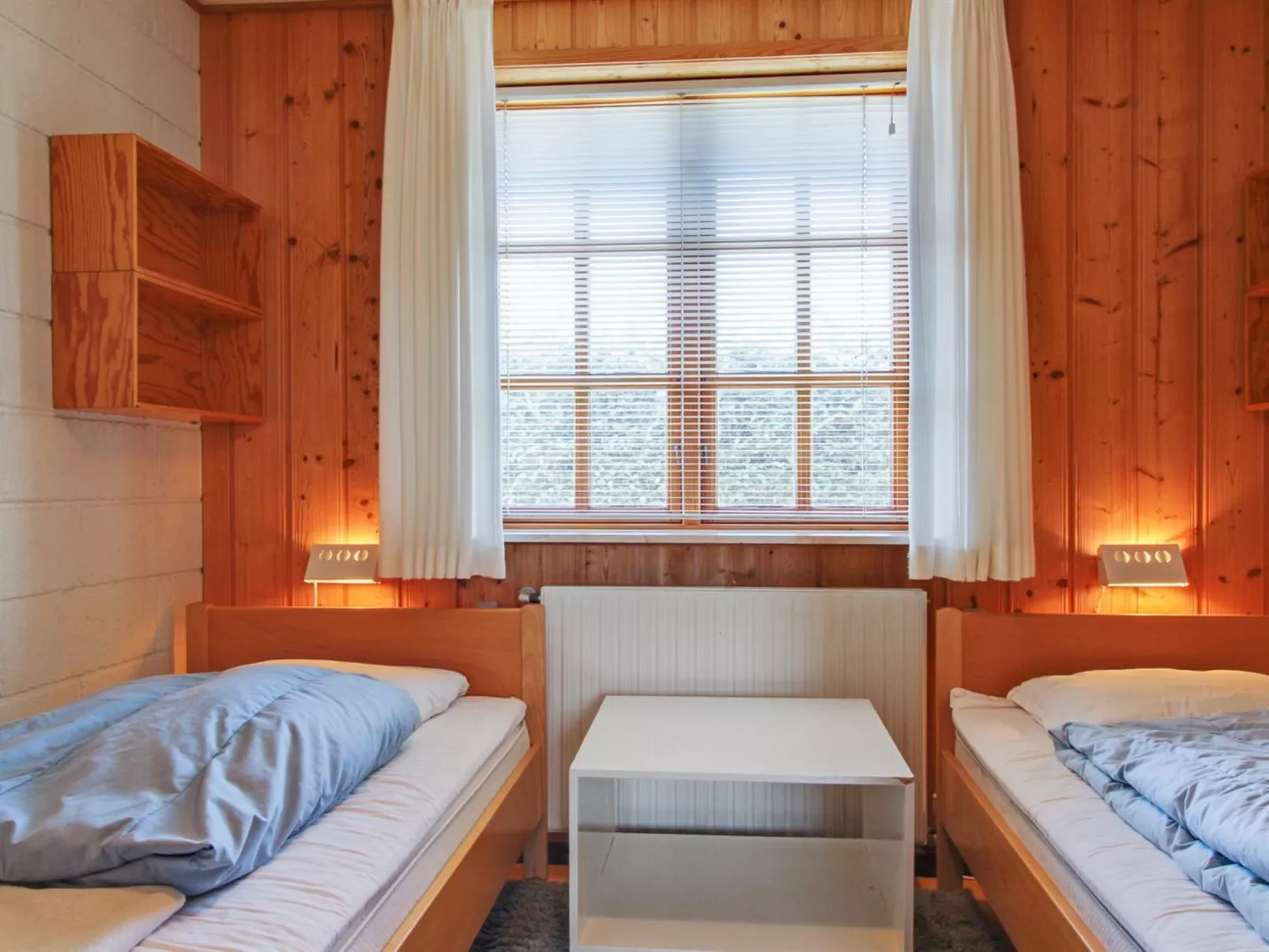 "Ehmi" - 500m from the sea-Binnen