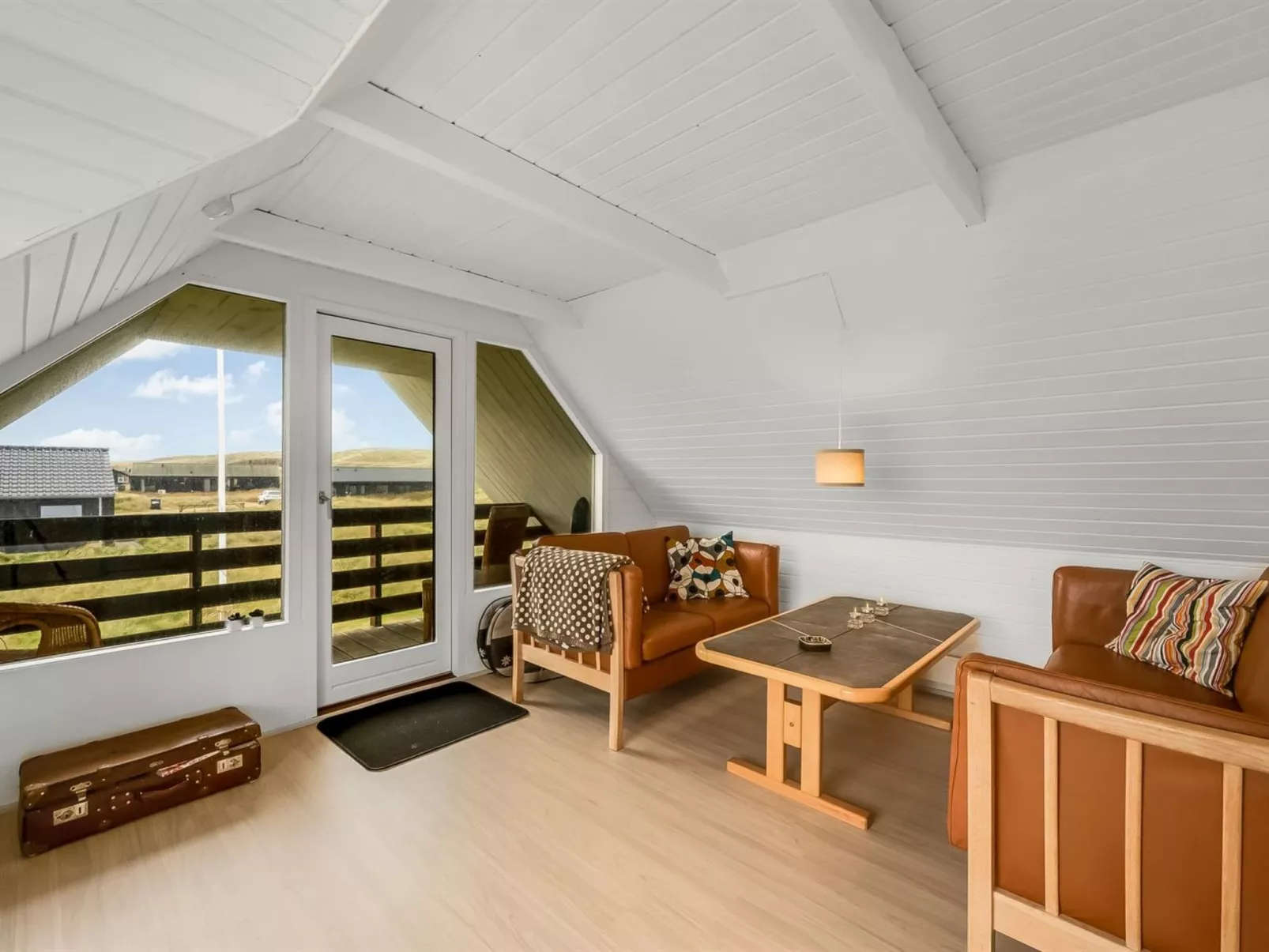 "Eringisl" - 50m from the sea-Binnen