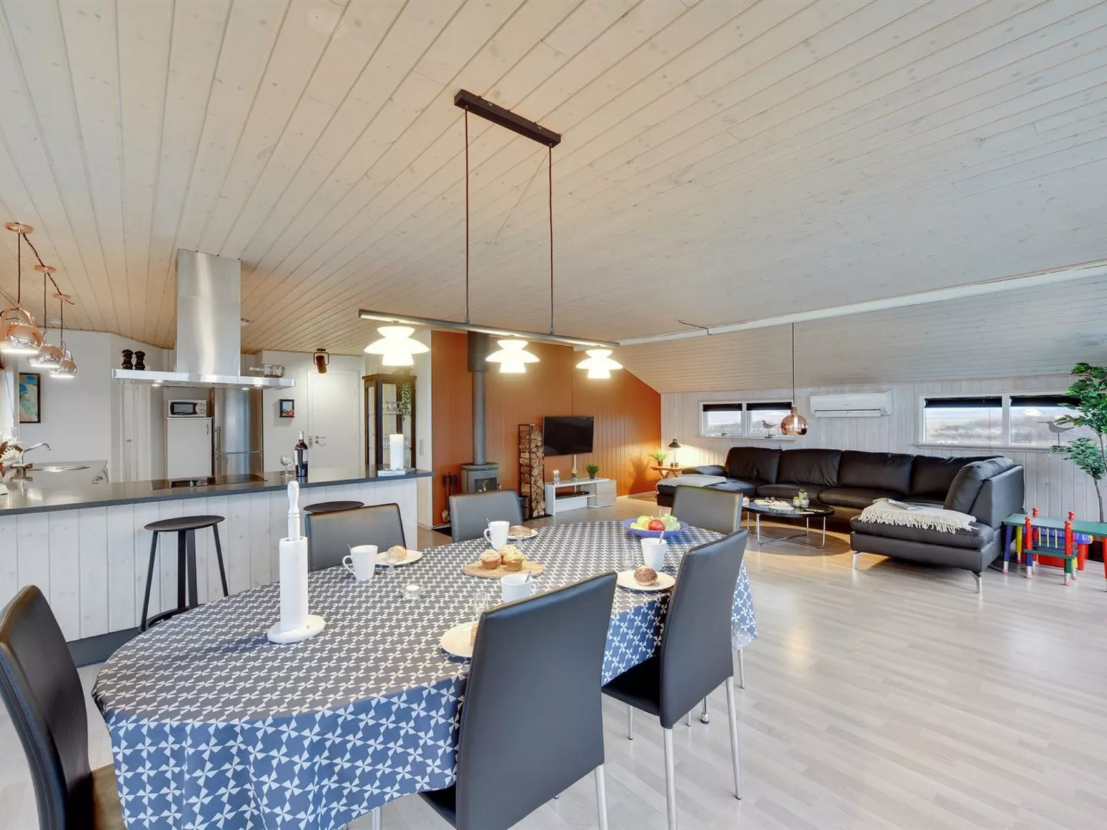 "Withger" - 300m from the sea-Binnen