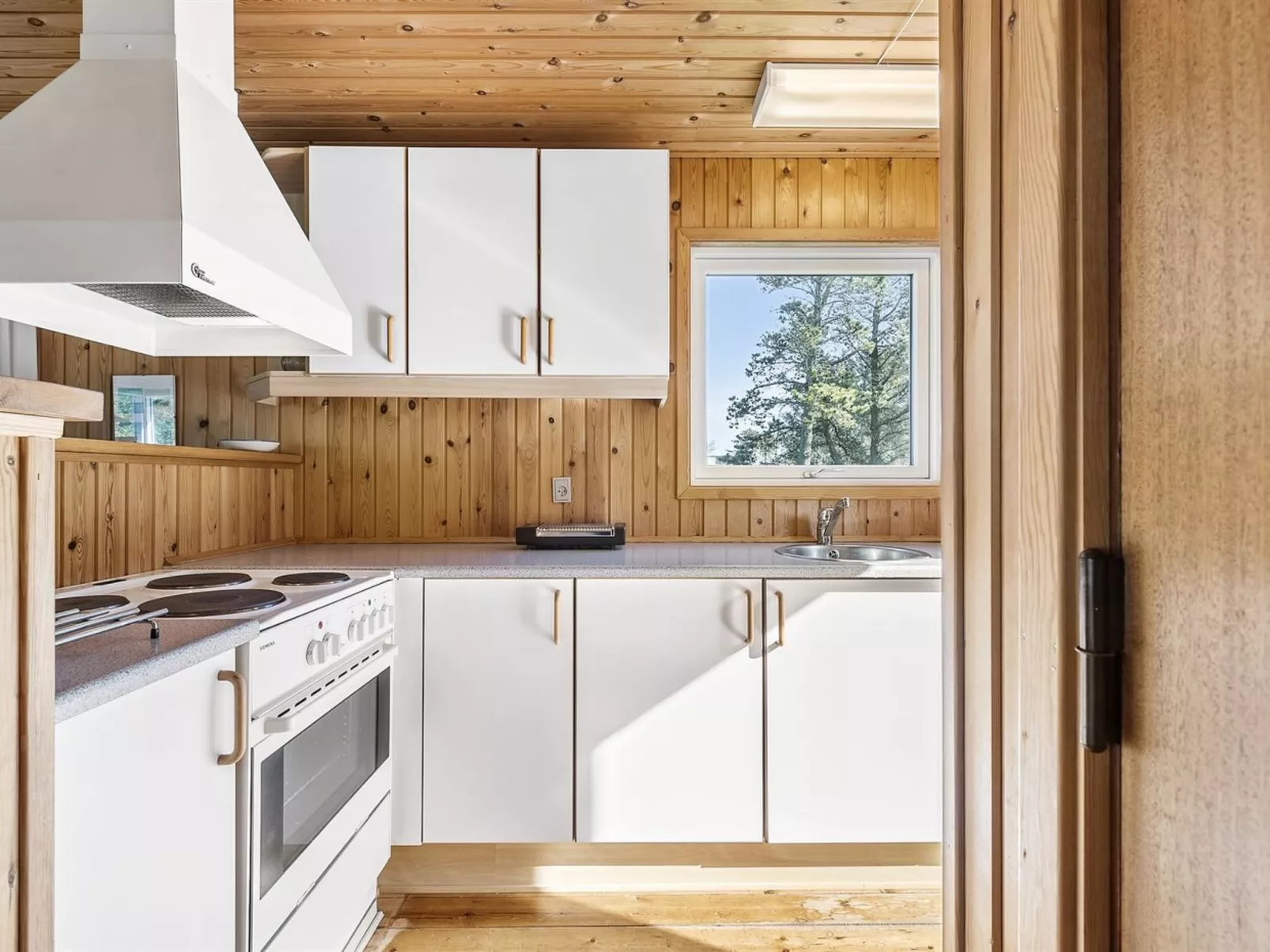 "Freija" - 719m from the sea-Binnen