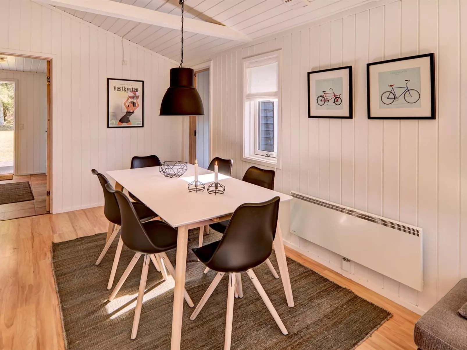 "Bylgja" - 1.7km from the sea-Binnen