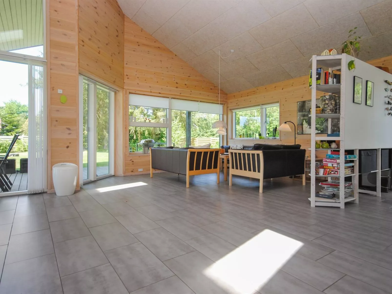 "Etly" - 600m to the fjord-Binnen