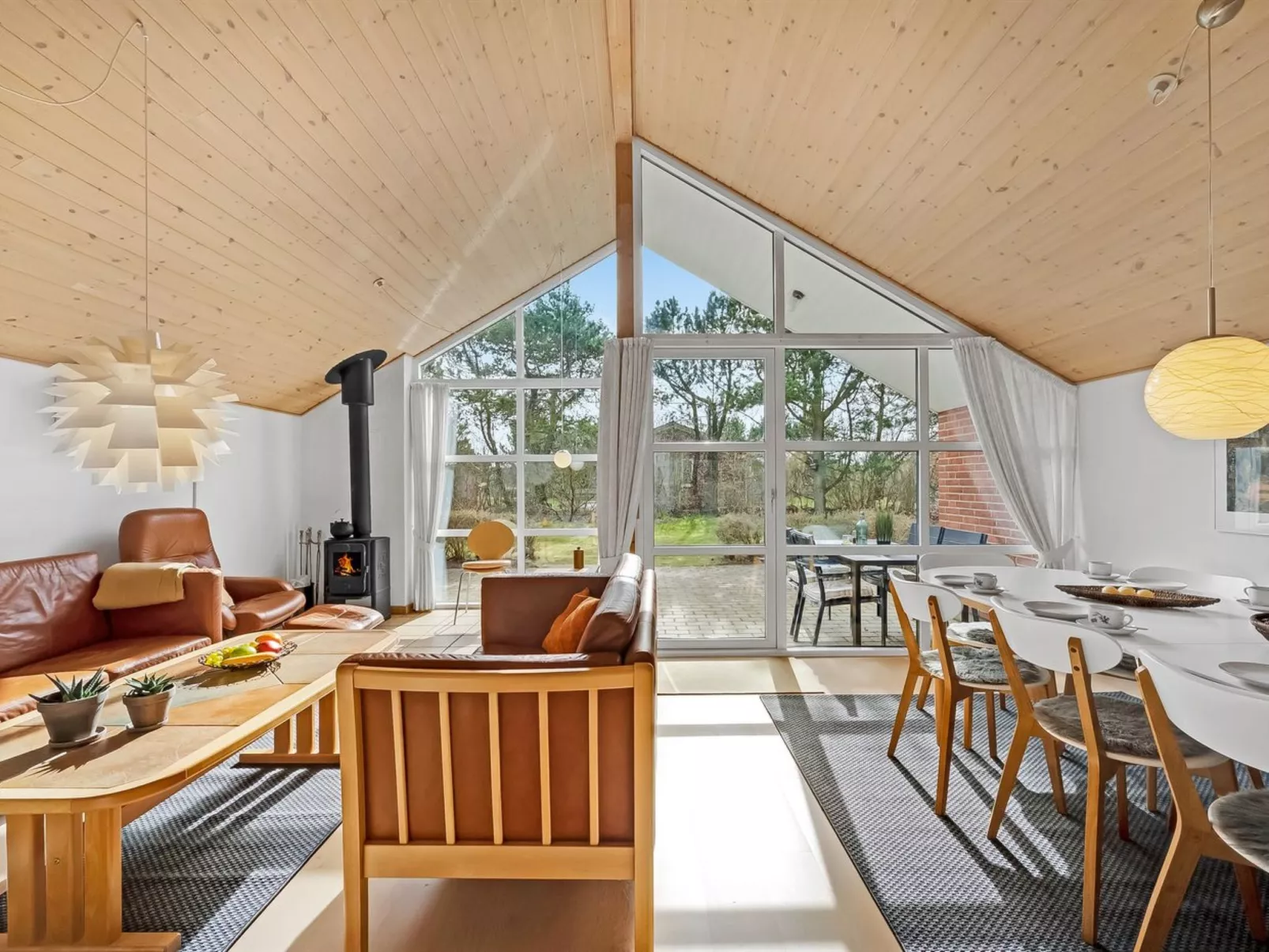 "Herminia" - 350m to the fjord-Binnen