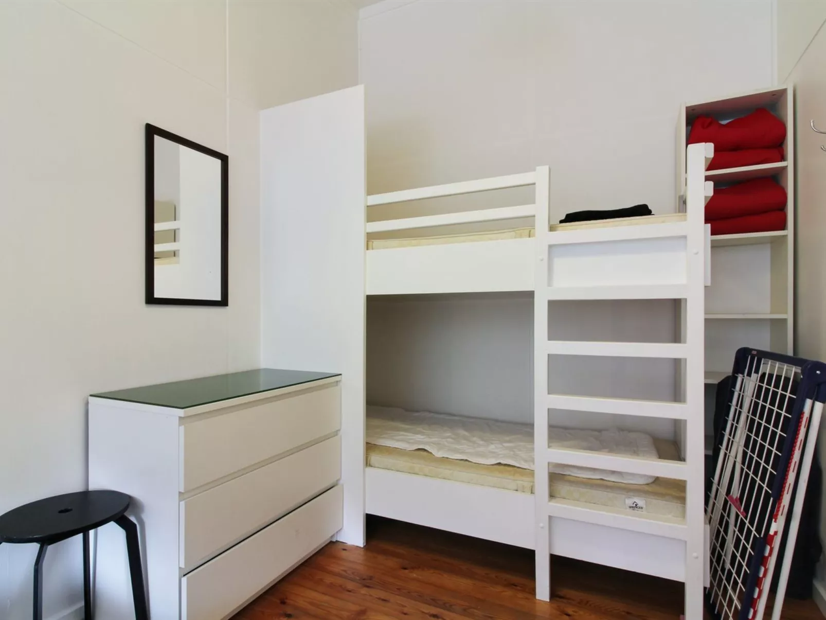 "Nienke" - 700m from the sea-Binnen