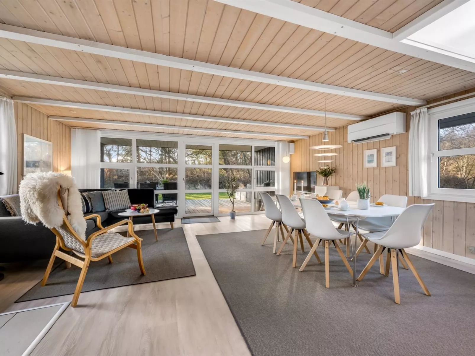 "Yuma" - 1km from the sea-Binnen