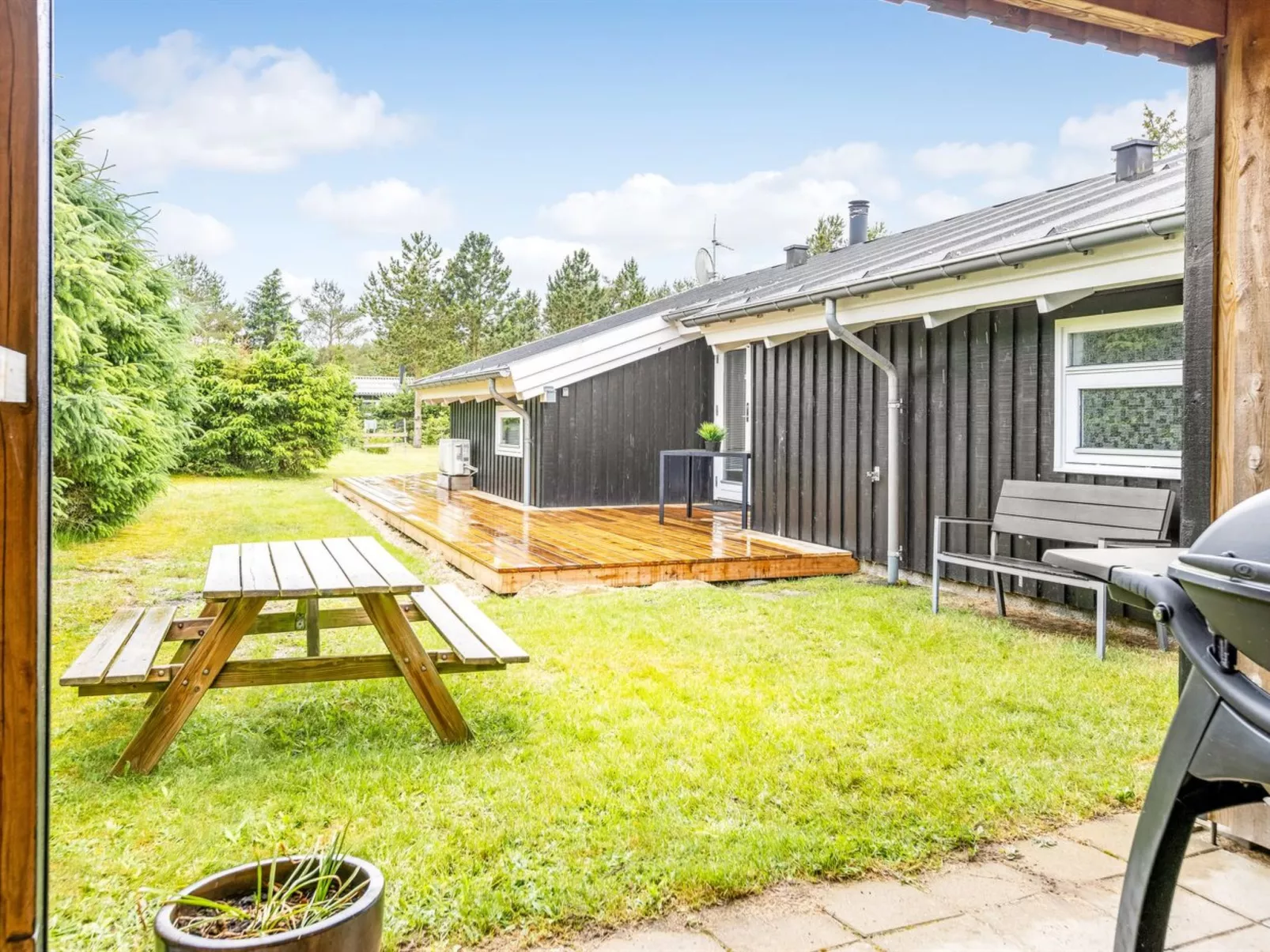 "Siegrid" - 250m from the sea-Buiten