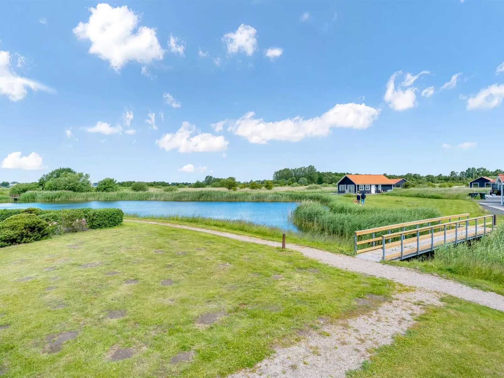 "Birtir" - 1.2km from the sea-Buiten