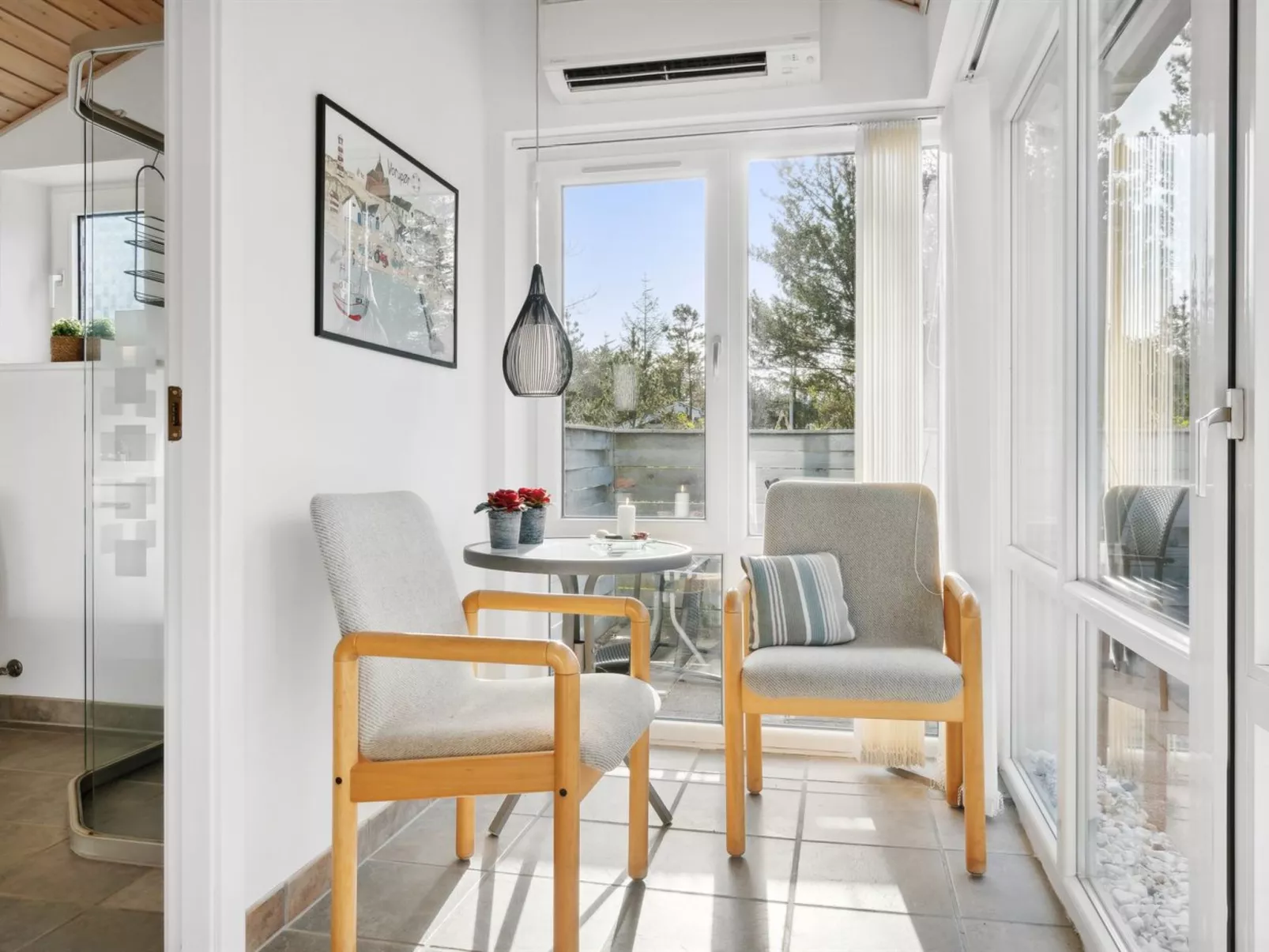 "Biriel" - 1km from the sea-Binnen