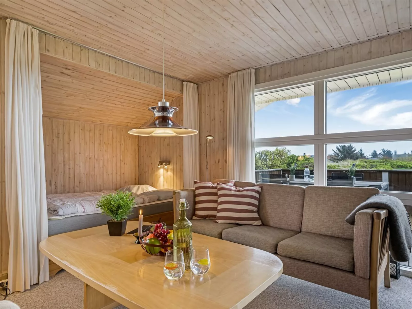 "Gertine" - 650m to the fjord-Binnen