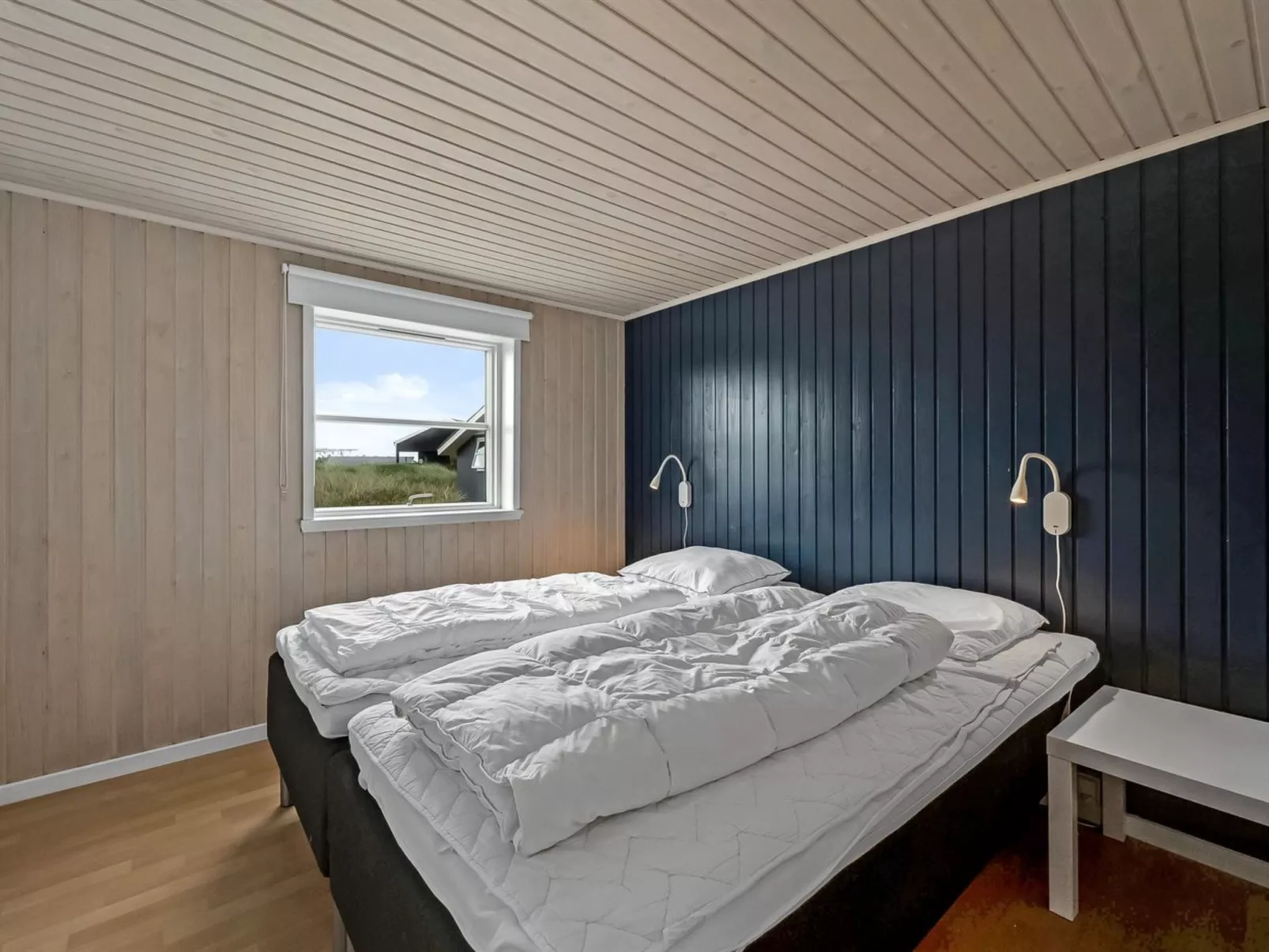 "Drifa" - 600m from the sea-Binnen