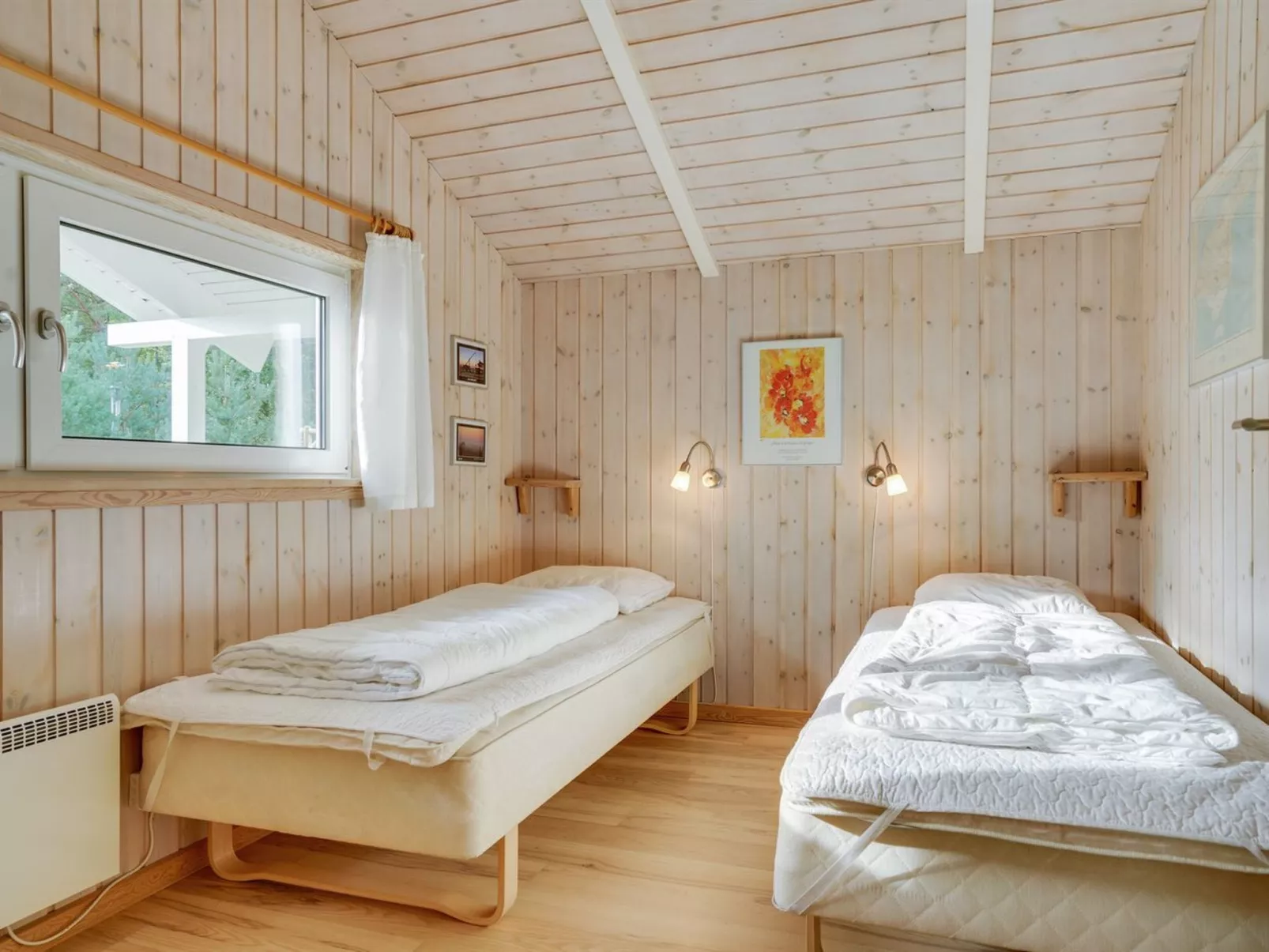 "Thomasine" - 1.5km from the sea-Binnen