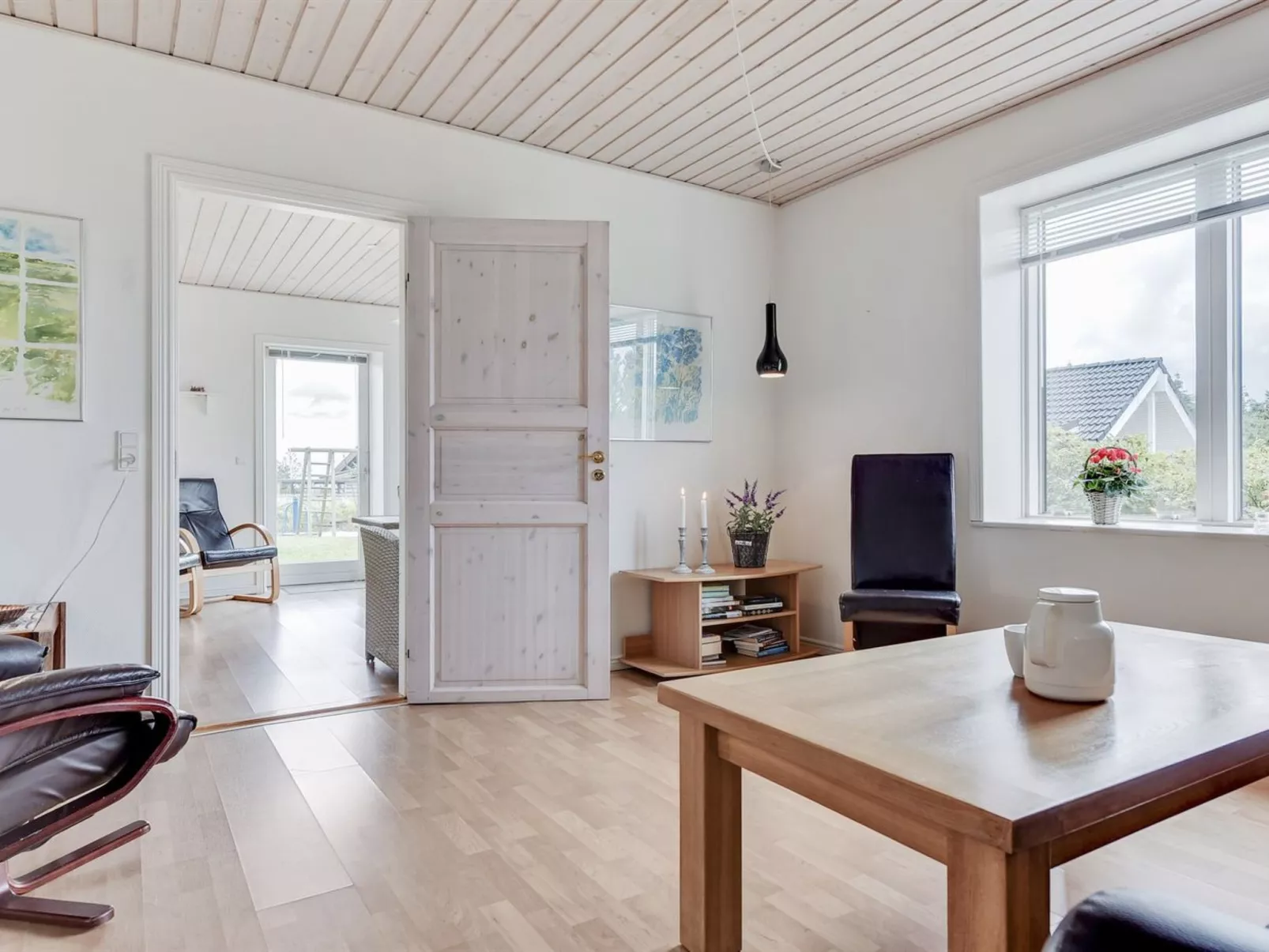 "Matthias" - 400m to the fjord-Binnen