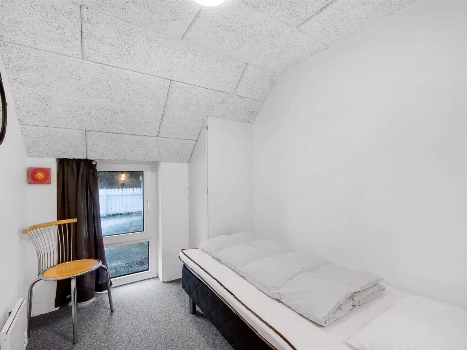 "Severine" -  from the sea-Binnen