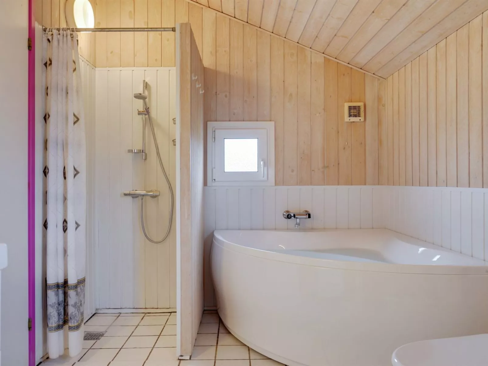 "Hava" - 450m from the sea-Binnen