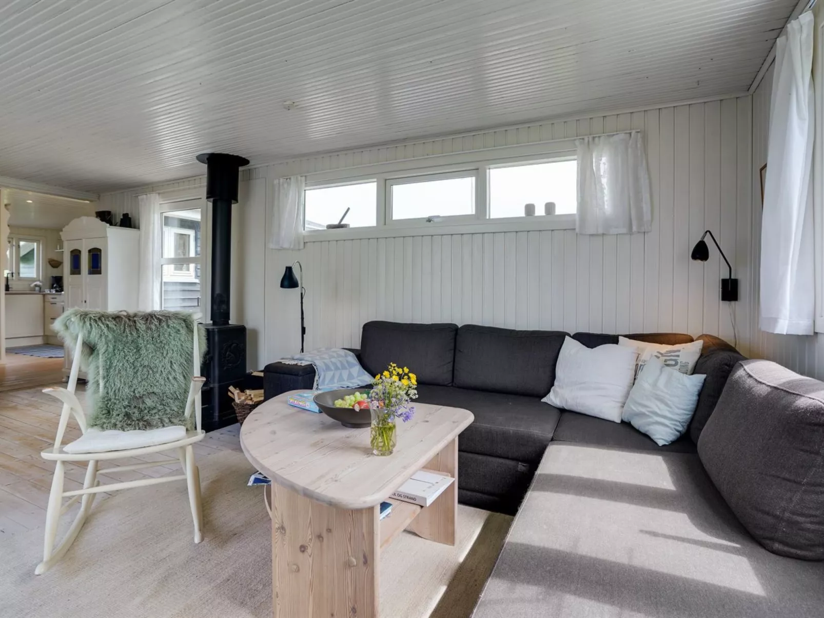 "Marit" - 150m from the sea-Binnen