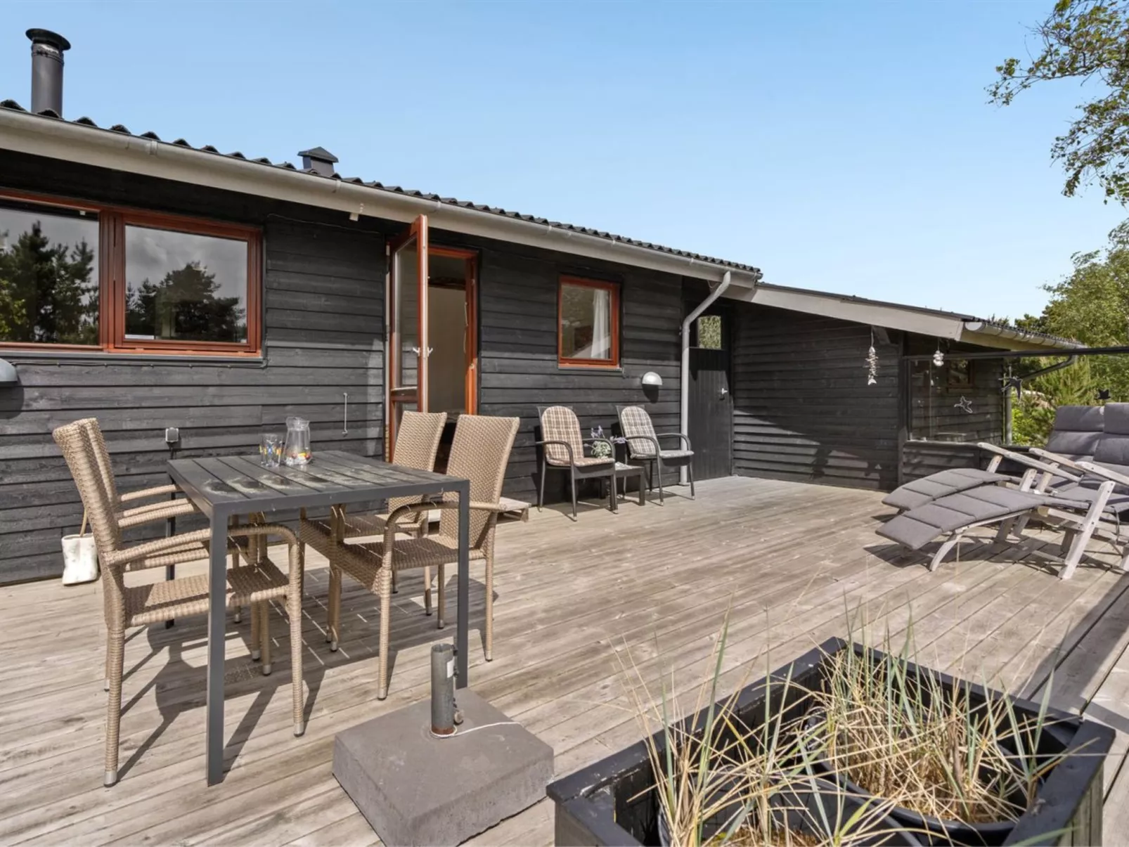 "Arjuna" - 3.8km from the sea-Buiten