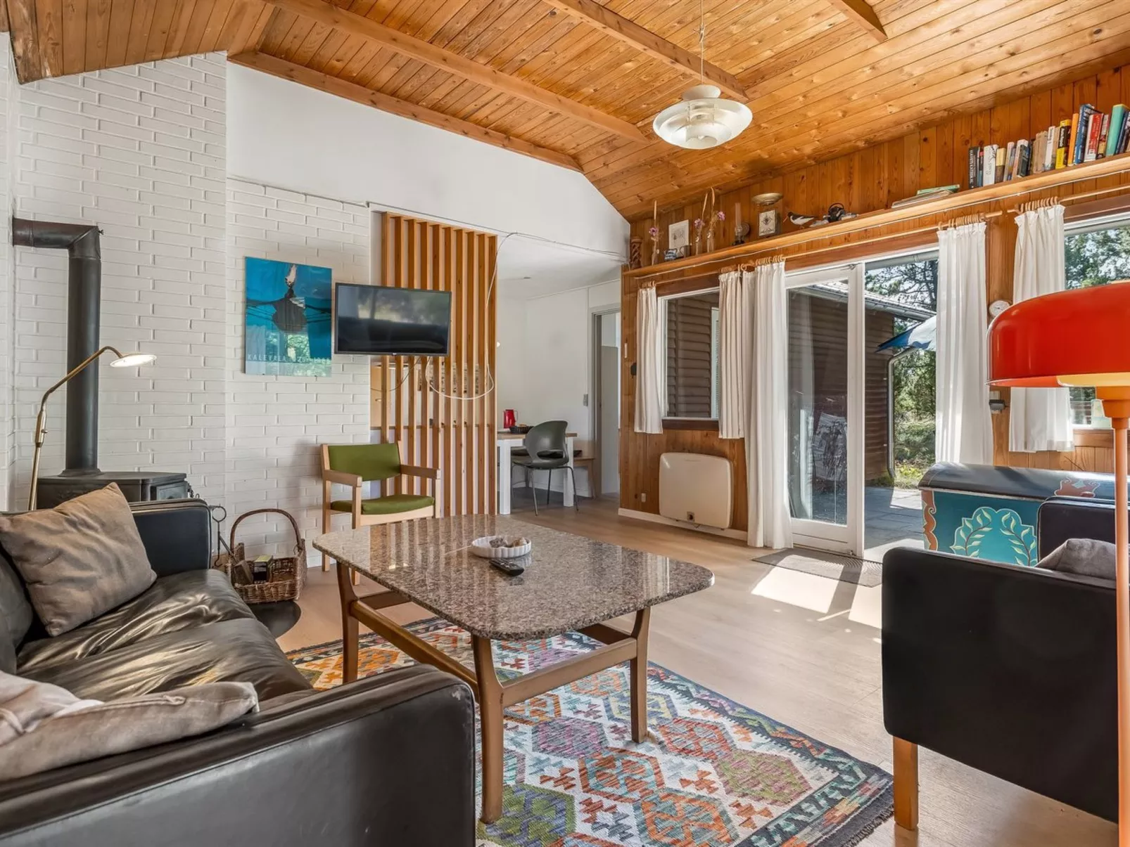 "Dorreth" - 800m from the sea-Binnen