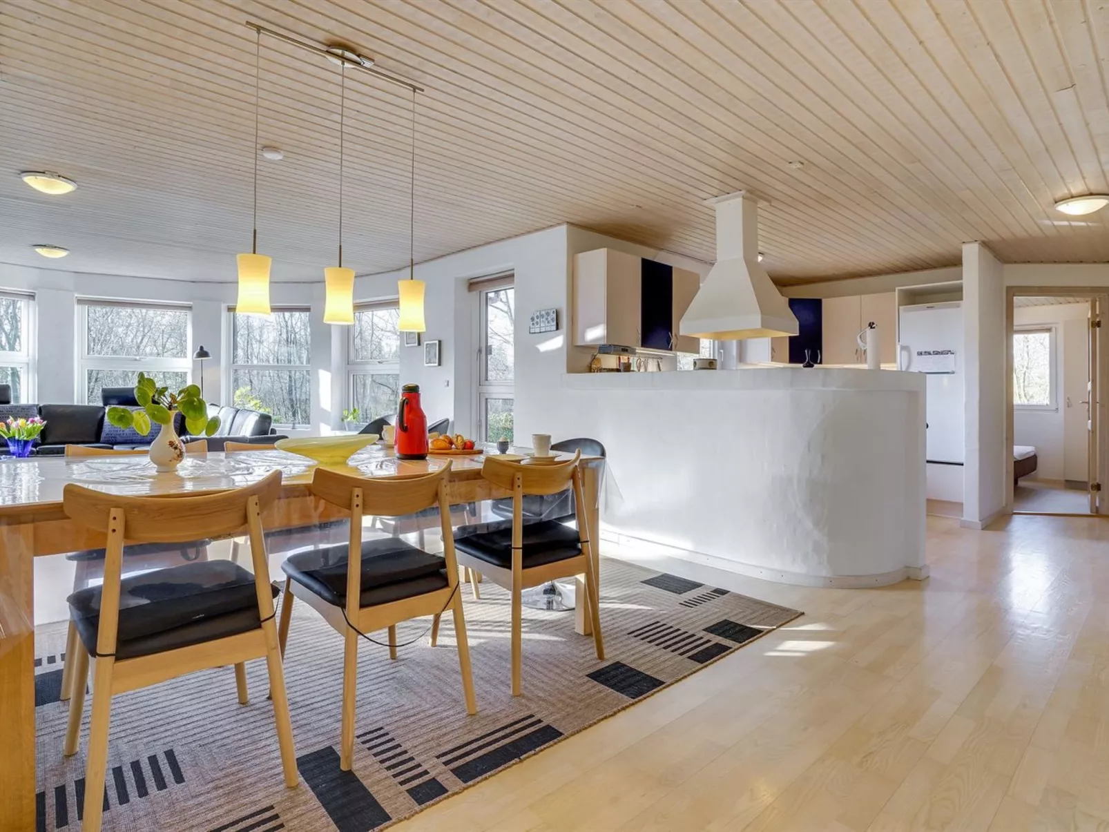 "Wyatt" - 30km from the sea-Binnen